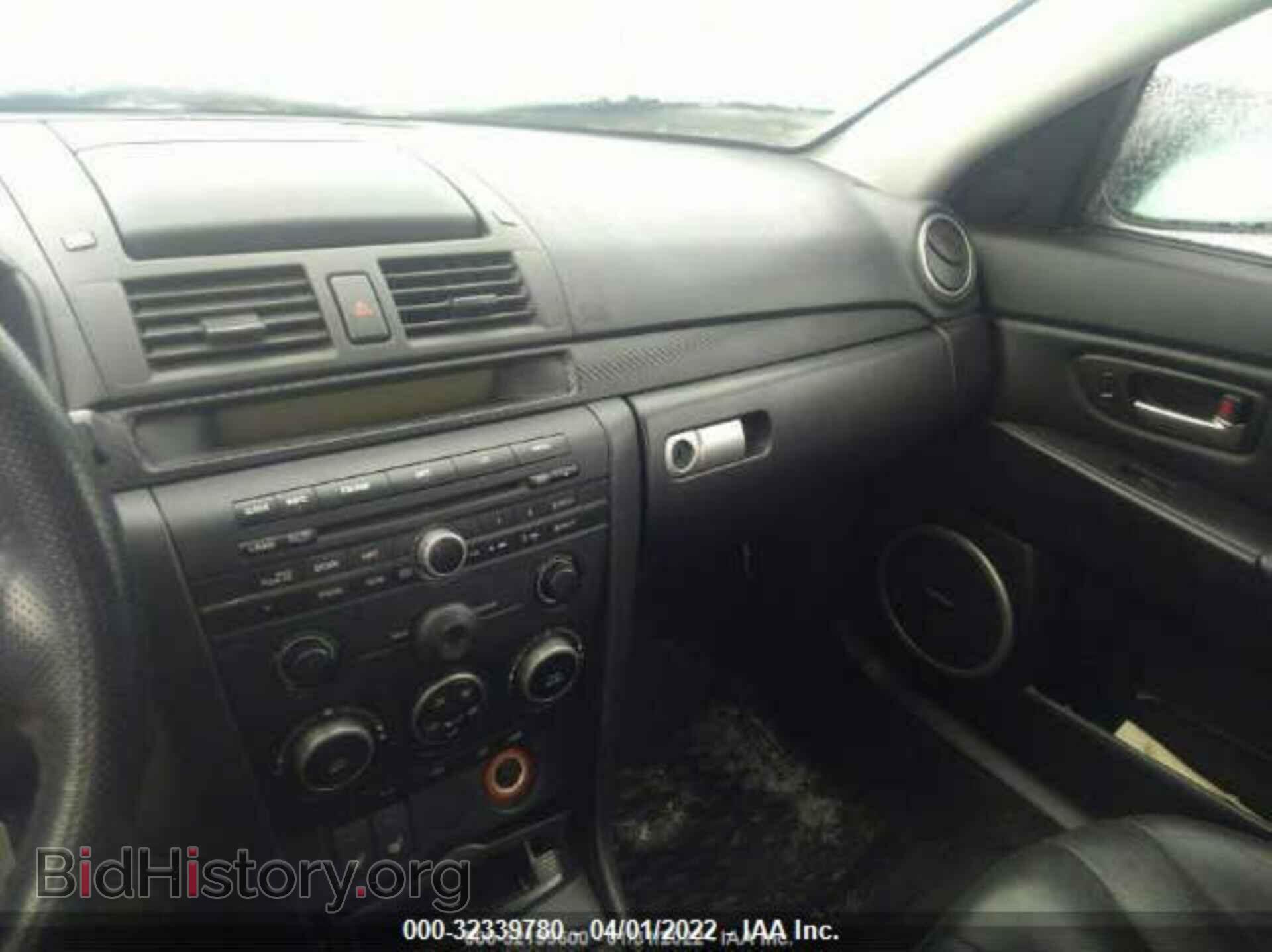 2006 MAZDA MAZDA3 - VIN: JM1BK324761497586 - Фото 5