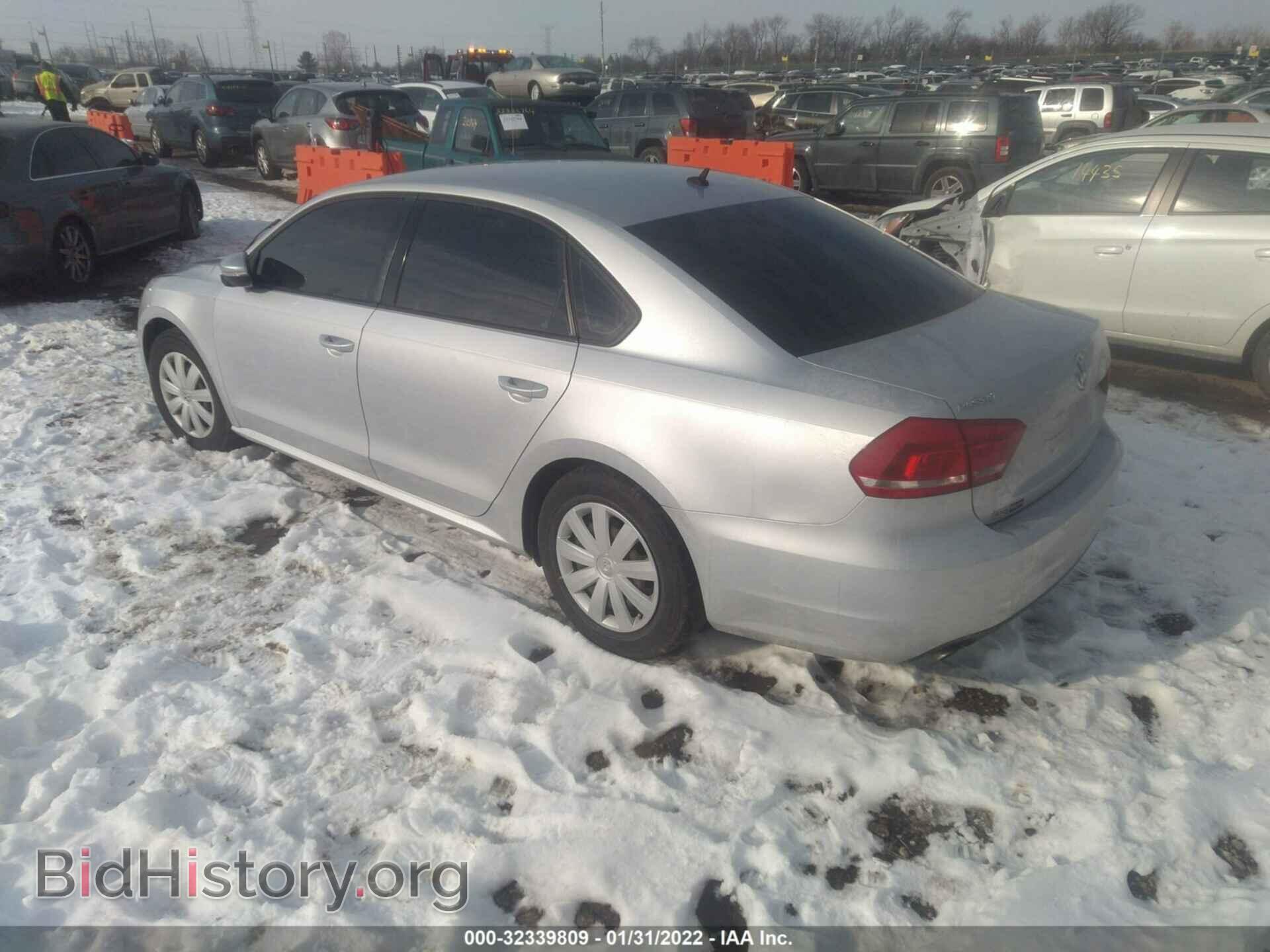 2012 VOLKSWAGEN PASSAT - VIN: 1VWAP7A34CC044116 - Фото 3