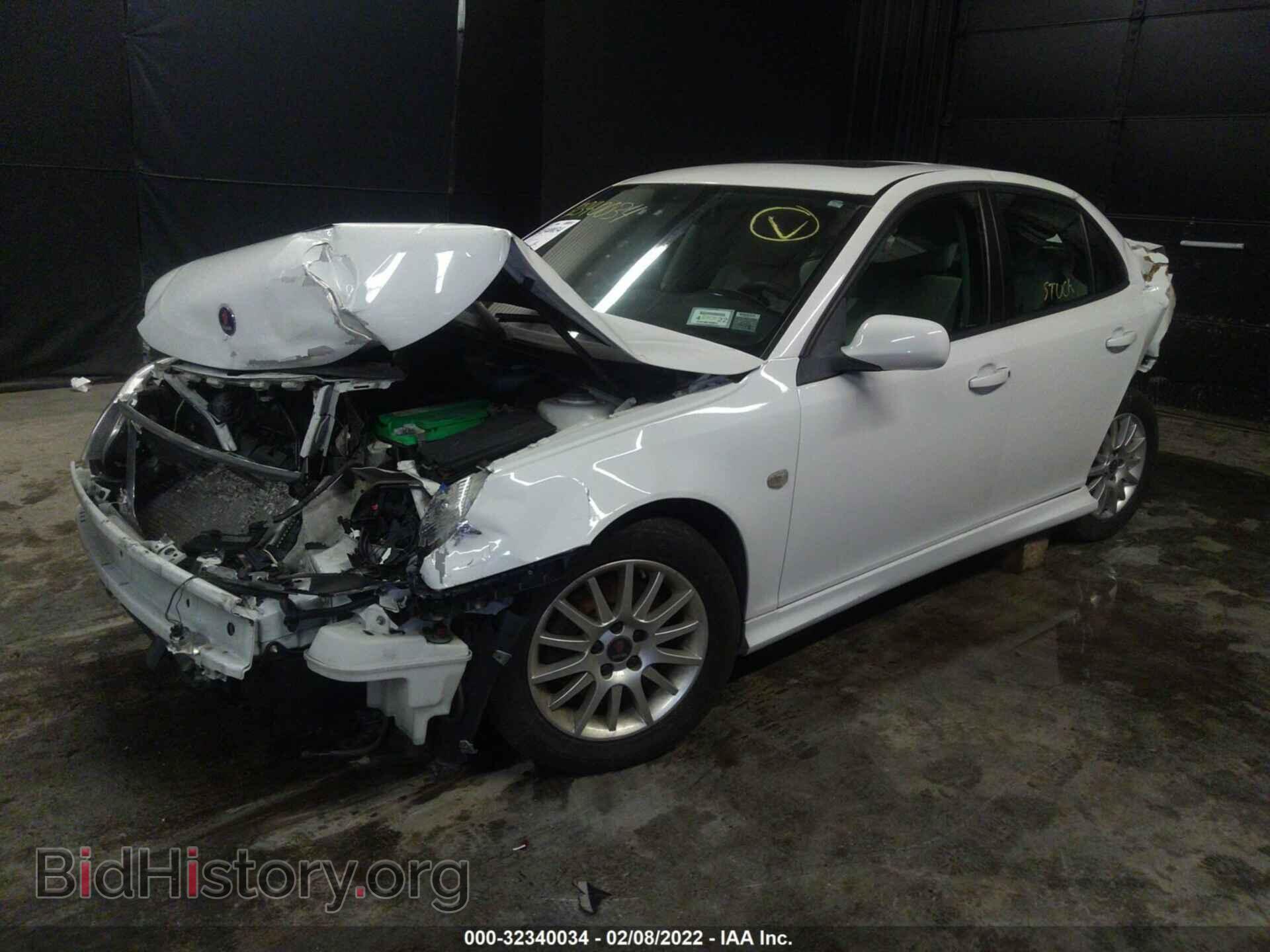 2011 SAAB 9-3 - VIN: YS3FA4CY9B1301405 - Photo 2