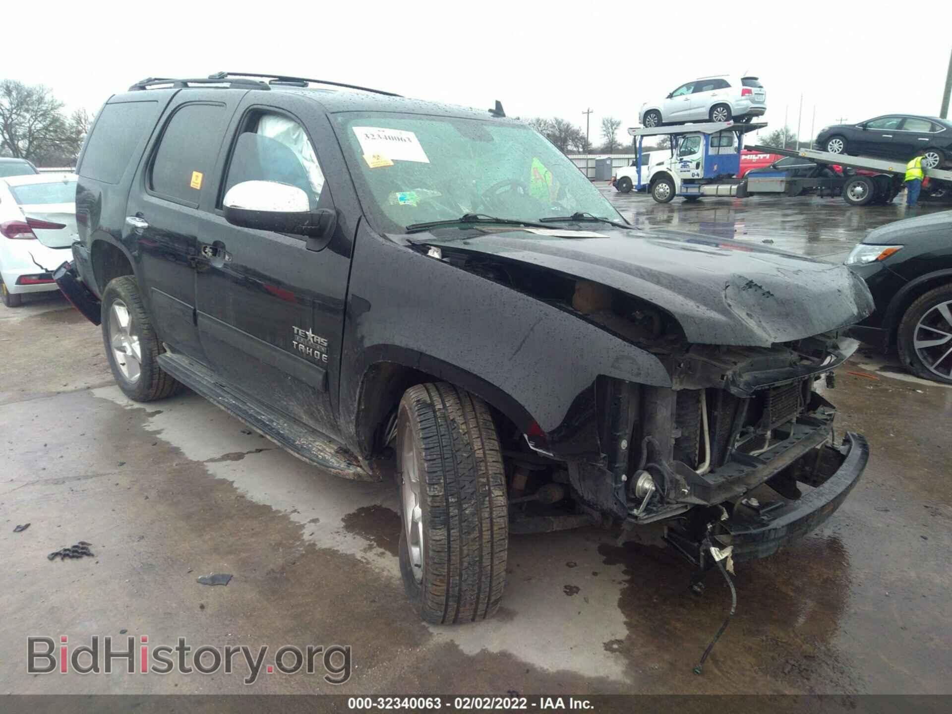 Photo 1GNSCAE00BR352256 - CHEVROLET TAHOE 2011