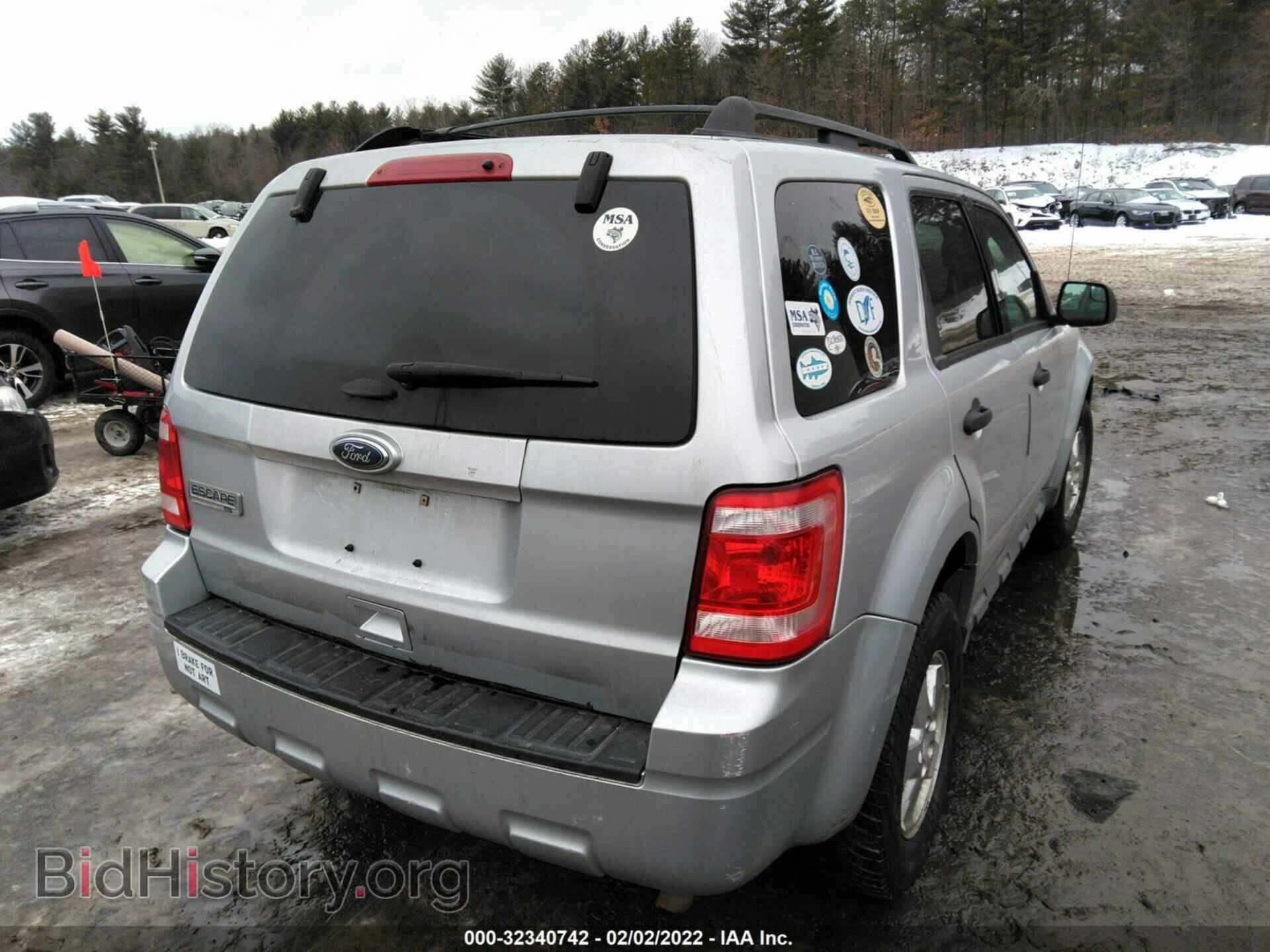 2011 FORD ESCAPE - VIN: 1FMCU0D77BKC19288 - Фото 4