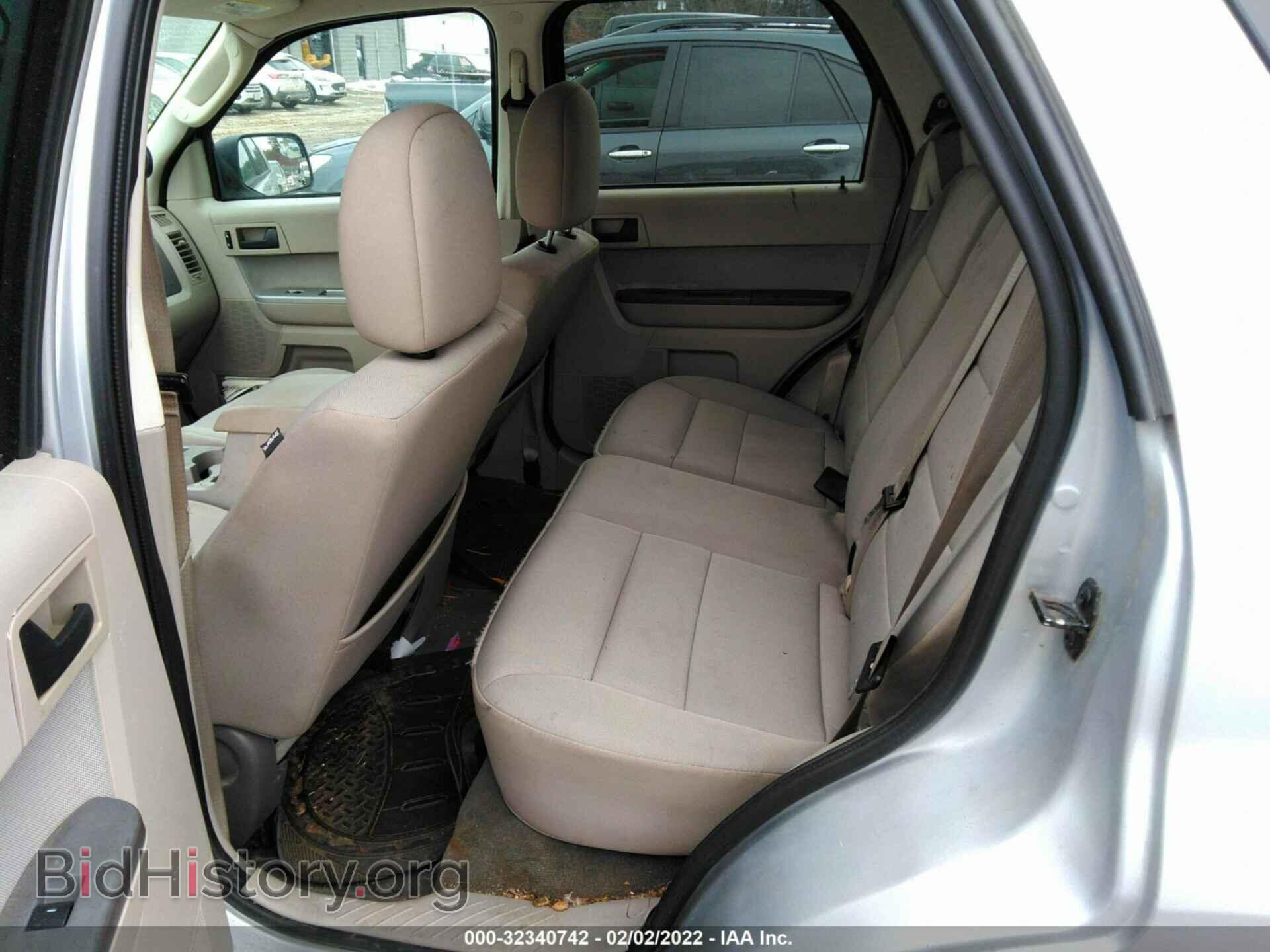 2011 FORD ESCAPE - VIN: 1FMCU0D77BKC19288 - Фото 8