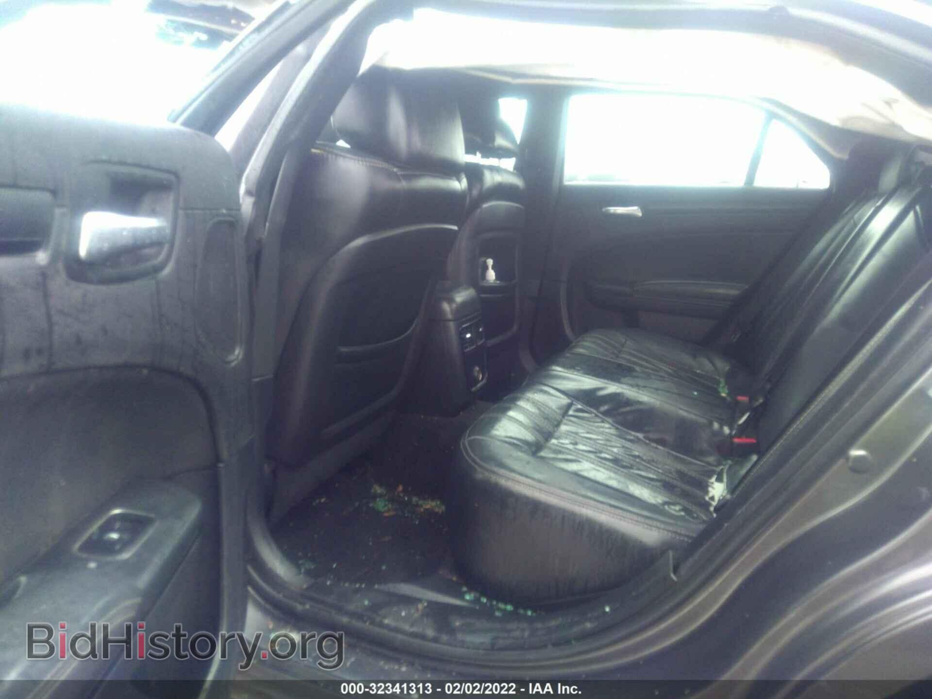 2014 CHRYSLER 300 - VIN: 2C3CCABG5EH286603 - Фото 8