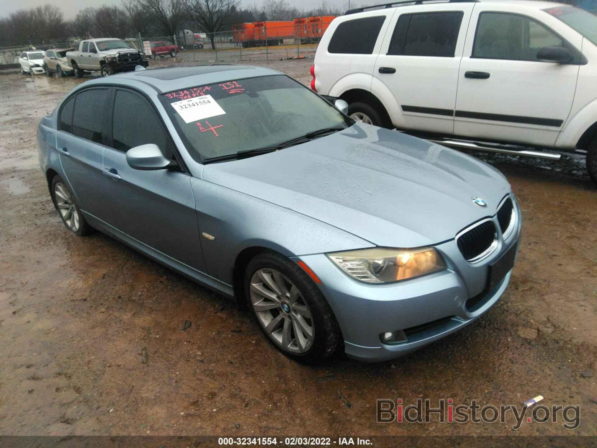 Photo WBAPH7G51BNN02505 - BMW 3 SERIES 2011