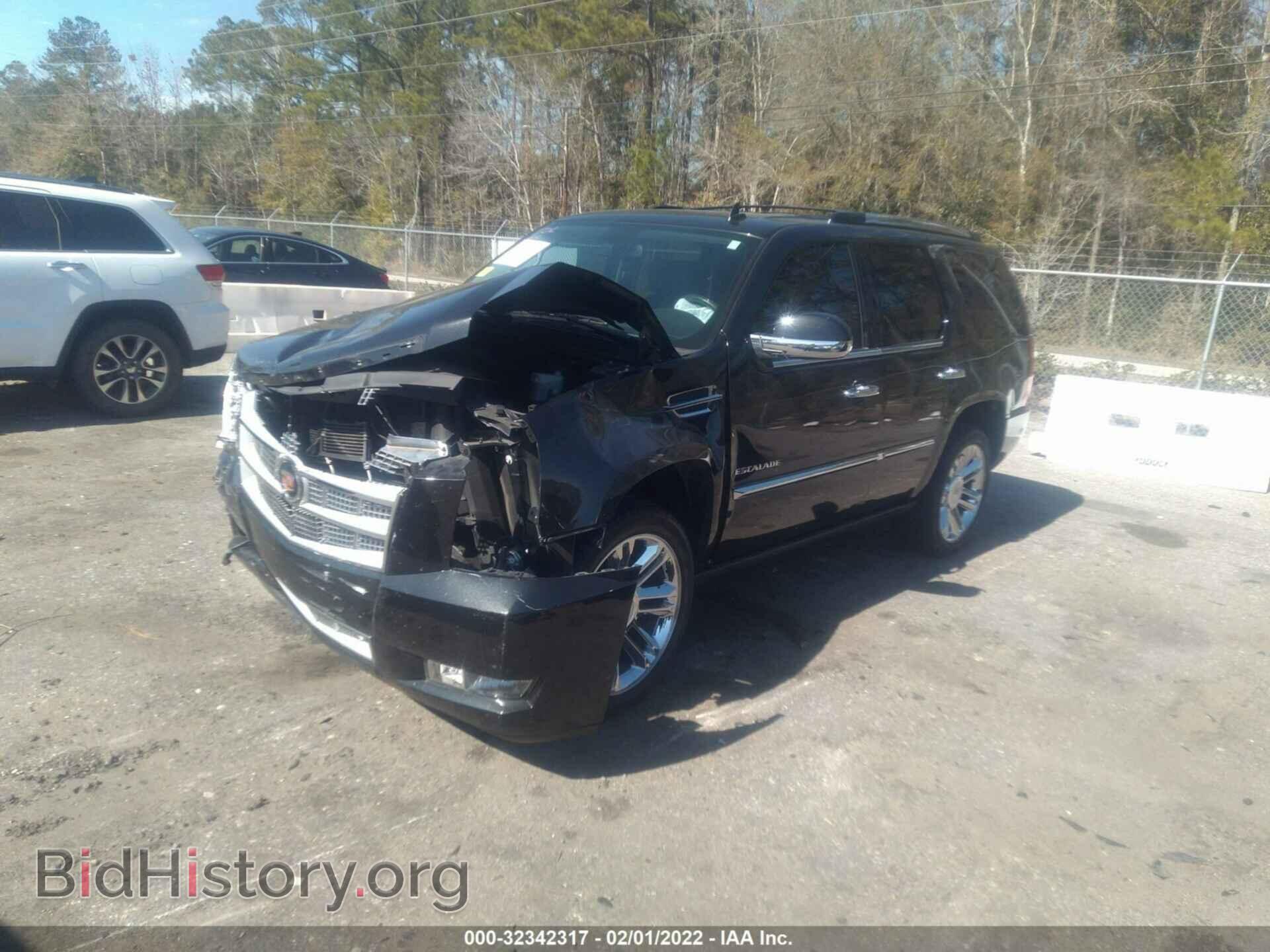 2013 CADILLAC ESCALADE - VIN: 1GYS3DEF6DR139971 - Photo 2