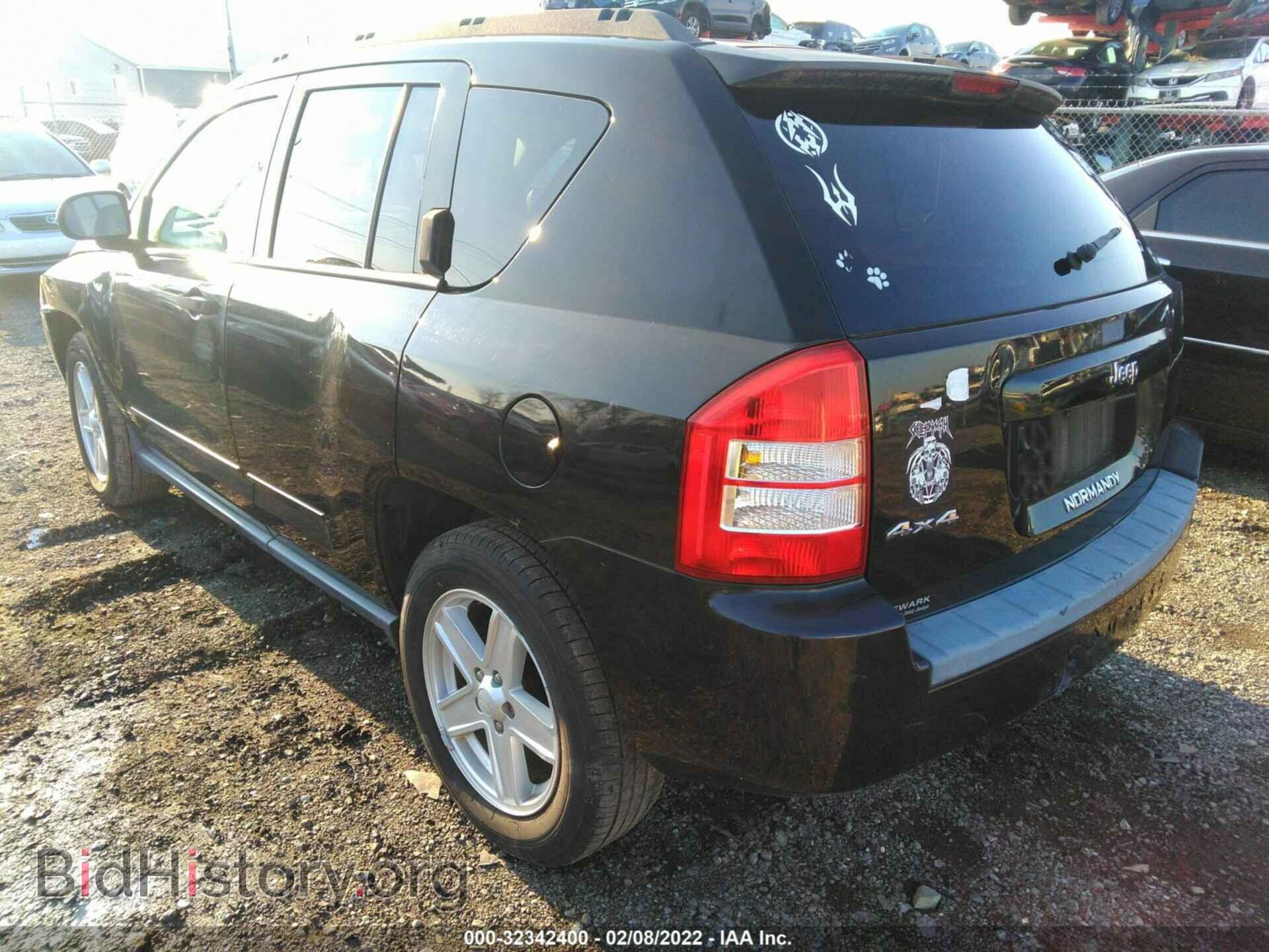 2008 JEEP COMPASS - VIN: 1J8FF47W98D663266 - Фото 3