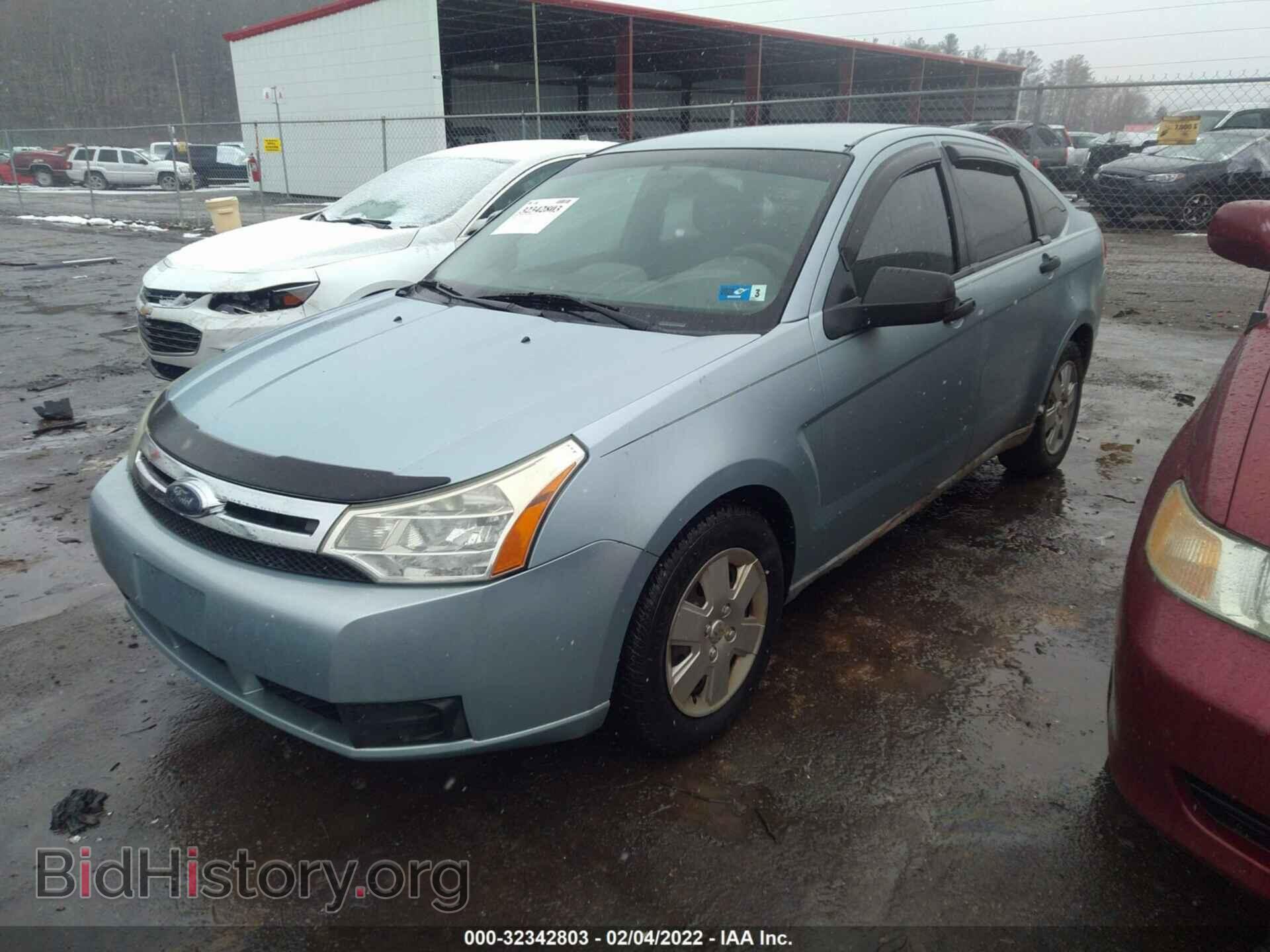 2008 FORD FOCUS - VIN: 1FAHP34N58W242755 - Фото 2