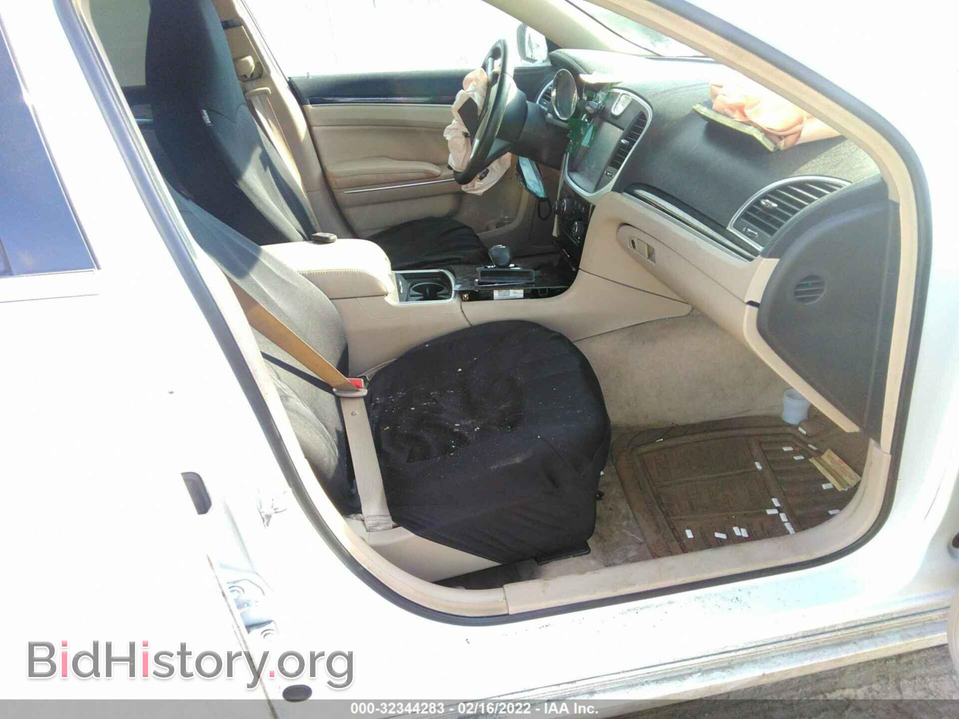 2012 CHRYSLER 300 - VIN: 2C3CCAAG5CH289340 - Photo 5