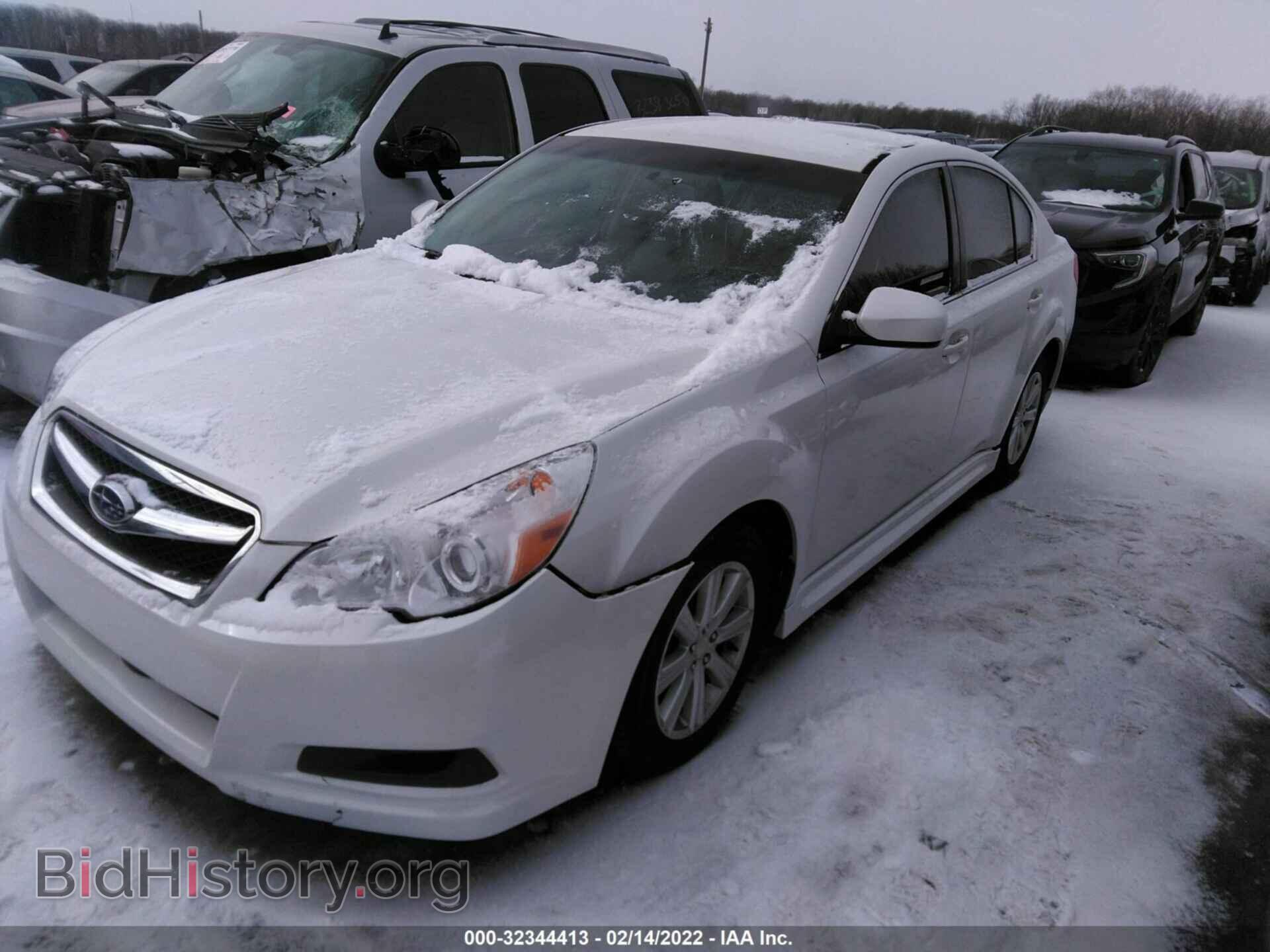 2011 SUBARU LEGACY - VIN: 4S3BMBC67B3251897 - Фото 2