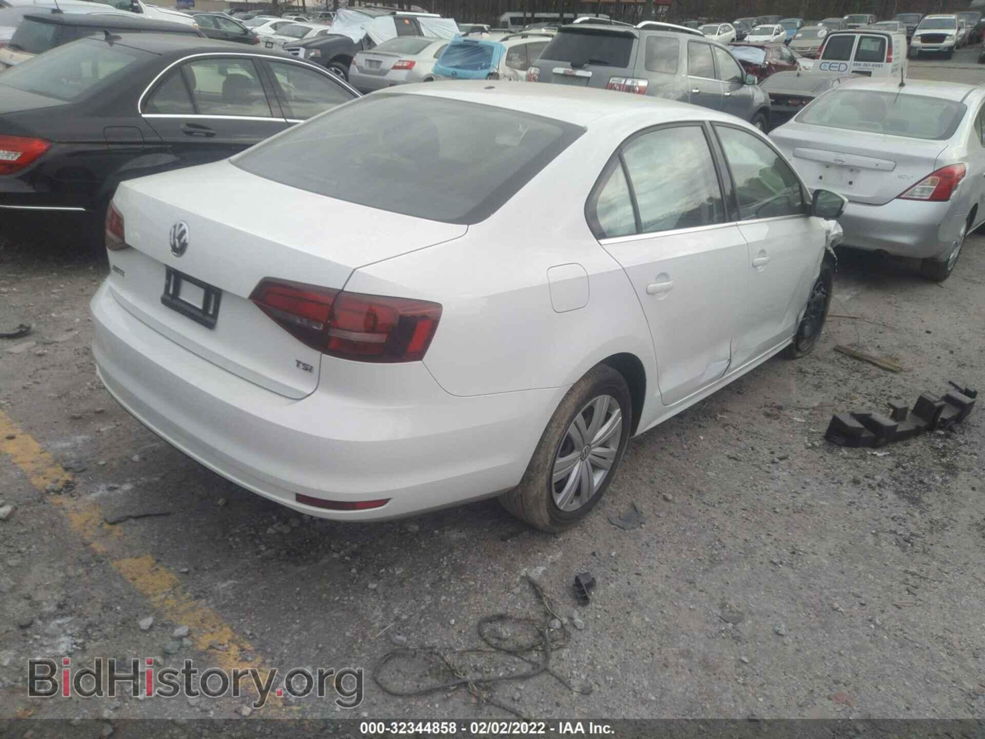 2017 VOLKSWAGEN JETTA - VIN: 3VW167AJ8HM410201 - Фото 4