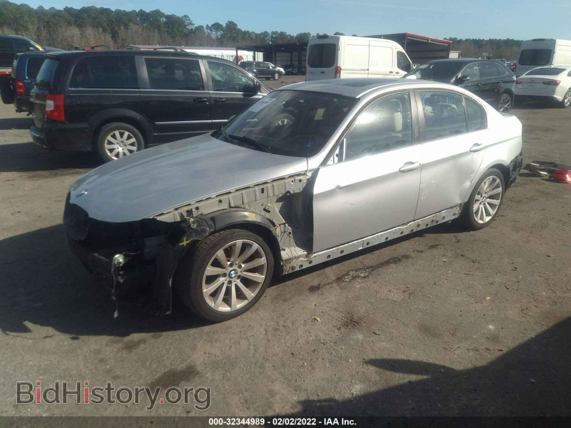 2011 BMW 3 SERIES - VIN: WBAPH7C57BE676682 - Фото 2