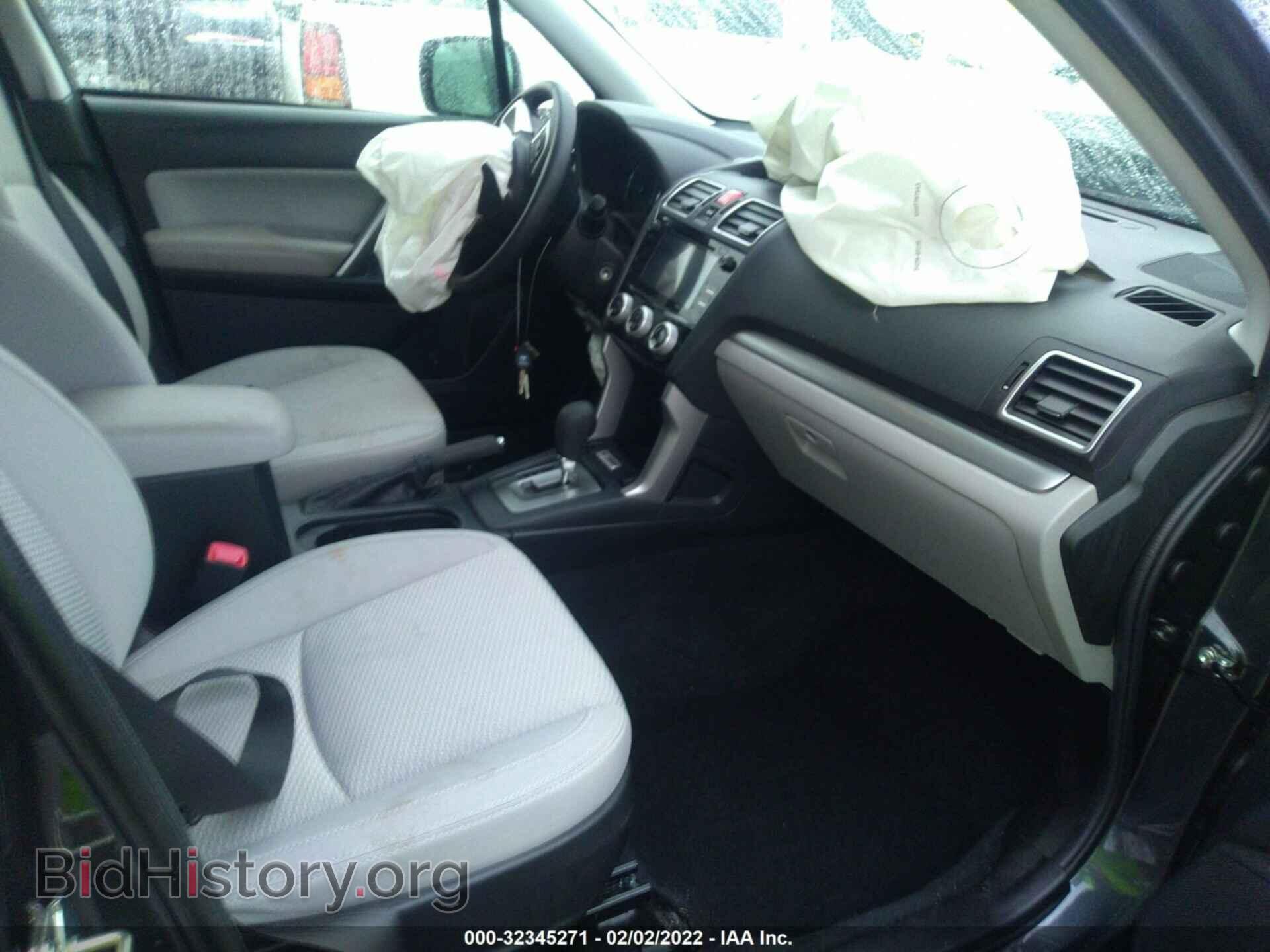 2018 SUBARU FORESTER - VIN: JF2SJAGC8JH556170 - Фото 5