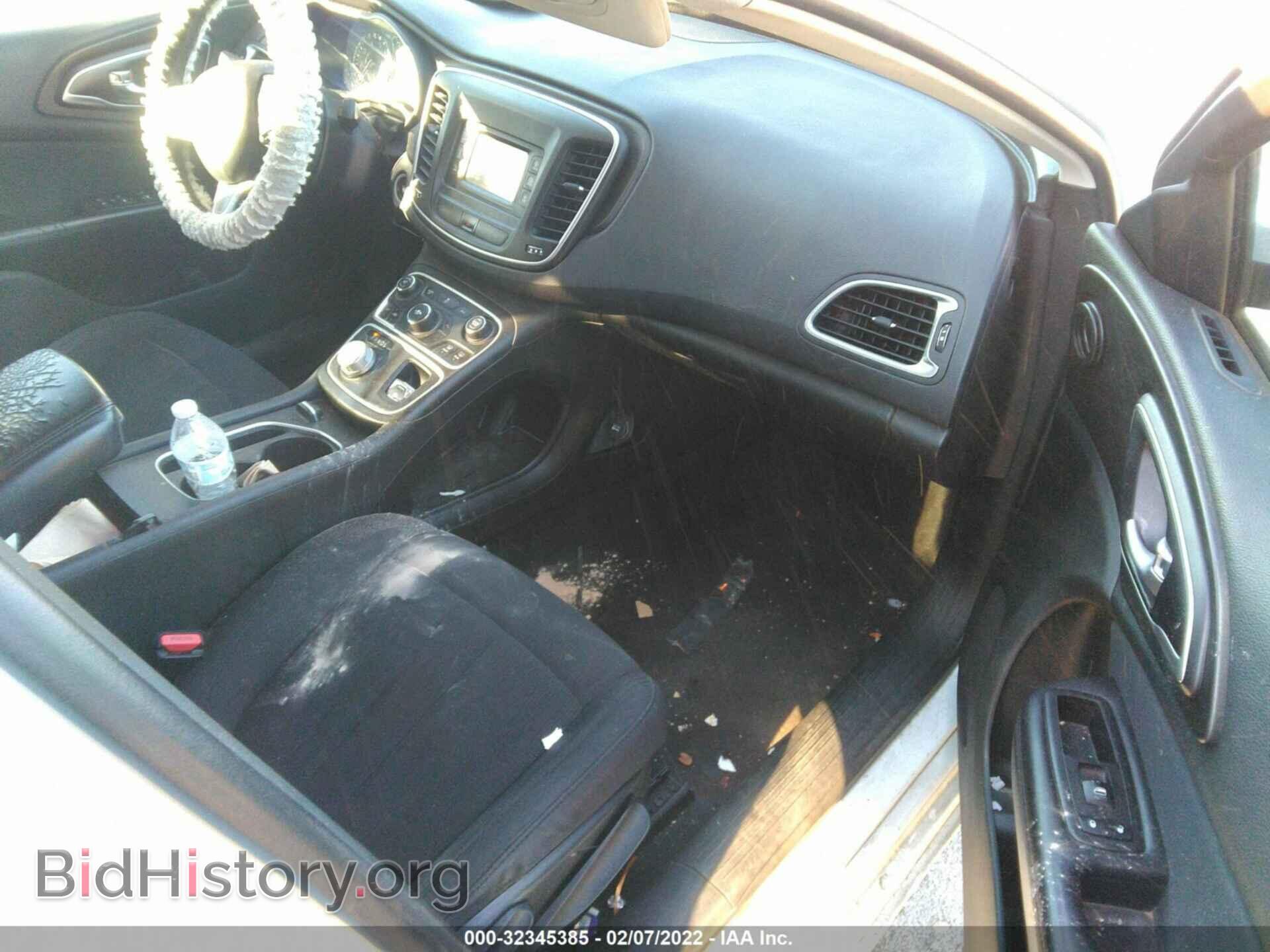 2015 CHRYSLER 200 - VIN: 1C3CCCAB3FN592077 - Фото 5