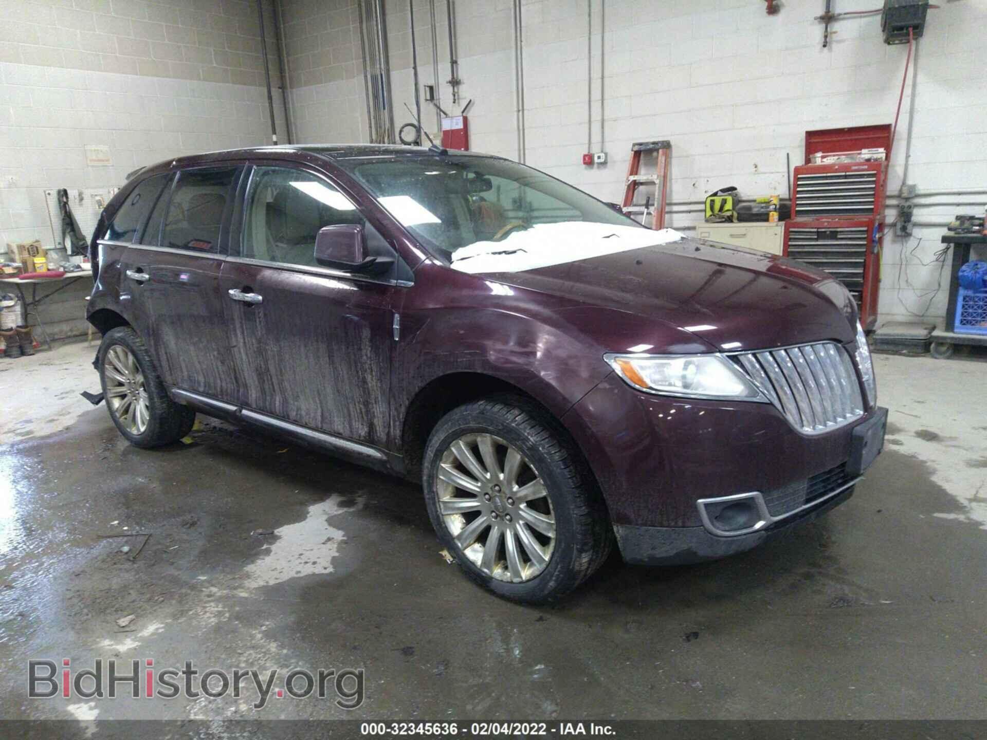 Photo 2LMDJ8JK8BBJ05321 - LINCOLN MKX 2011