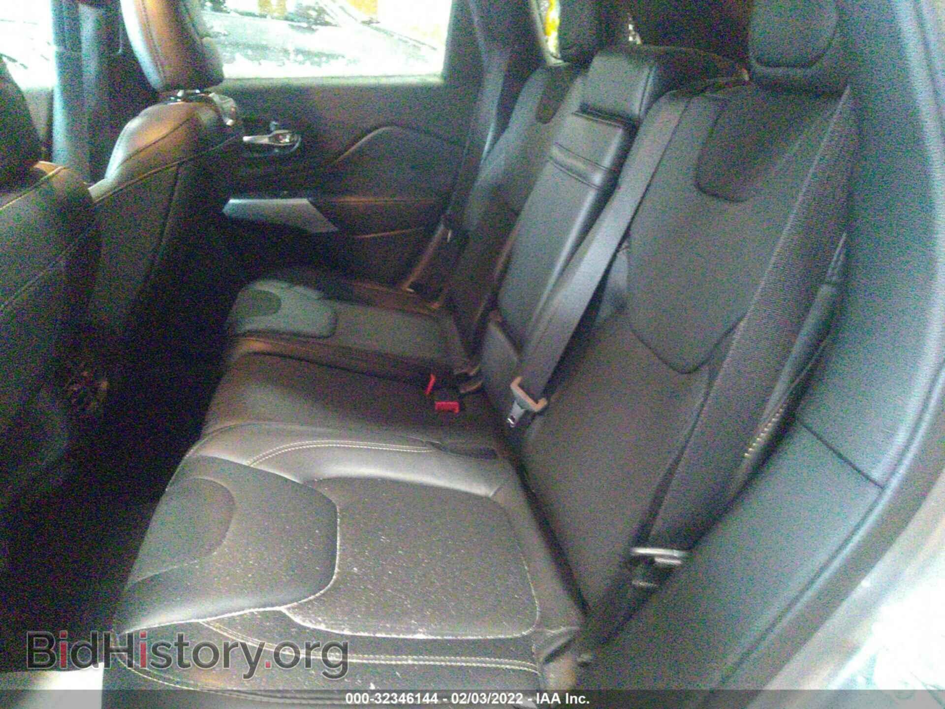 2018 JEEP CHEROKEE - VIN: 1C4PJLLB4JD510839 - Фото 8