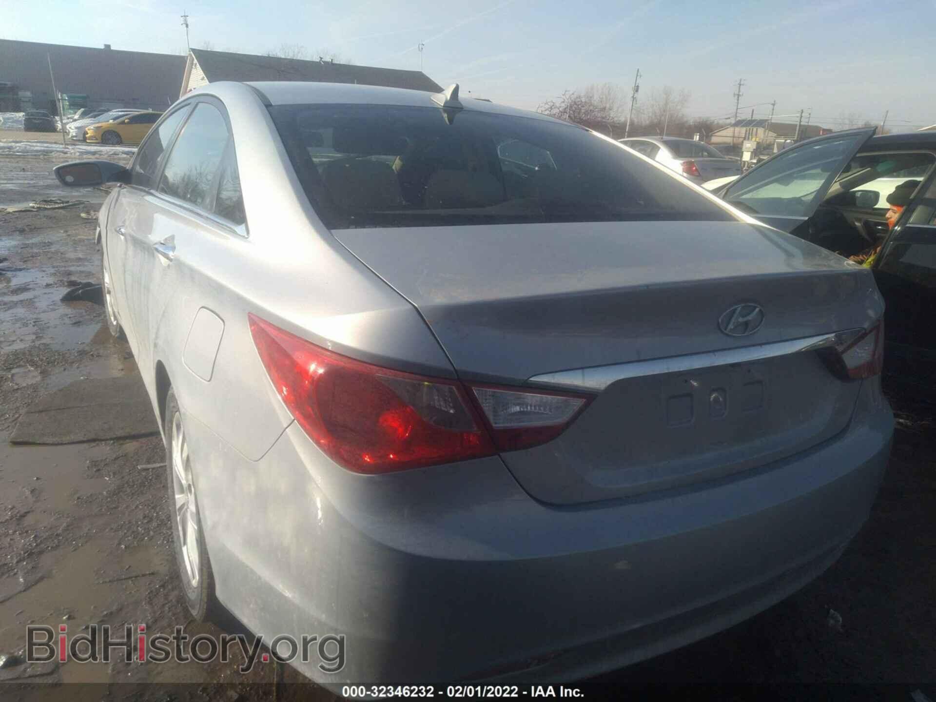 2011 HYUNDAI SONATA - VIN: 5NPEC4AC3BH243921 - Фото 3