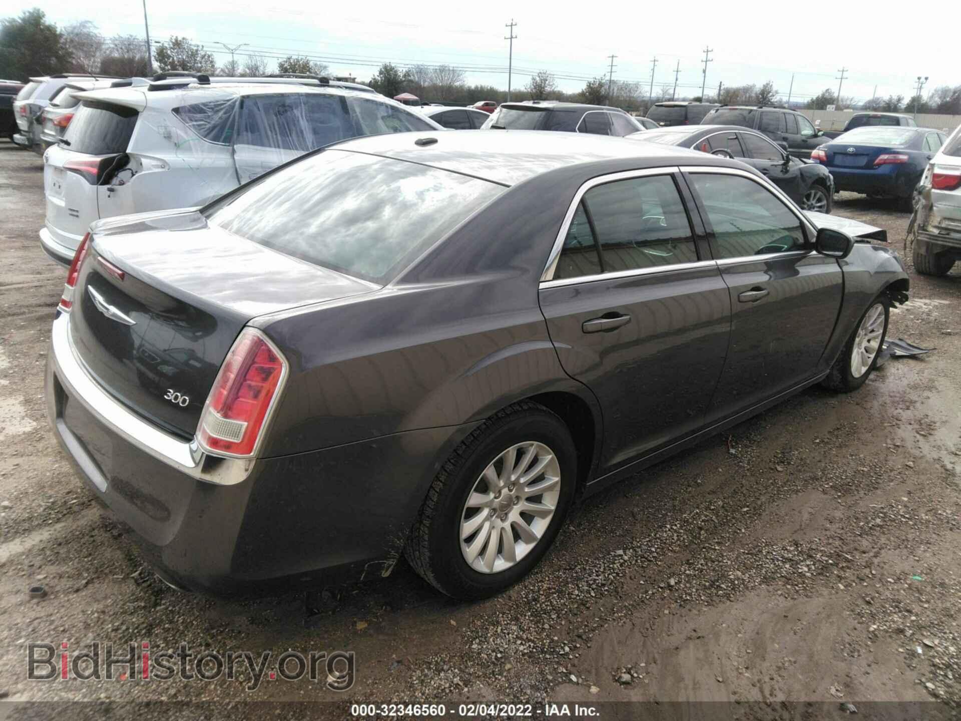 2013 CHRYSLER 300 - VIN: 2C3CCAAG5DH551178 - Фото 4