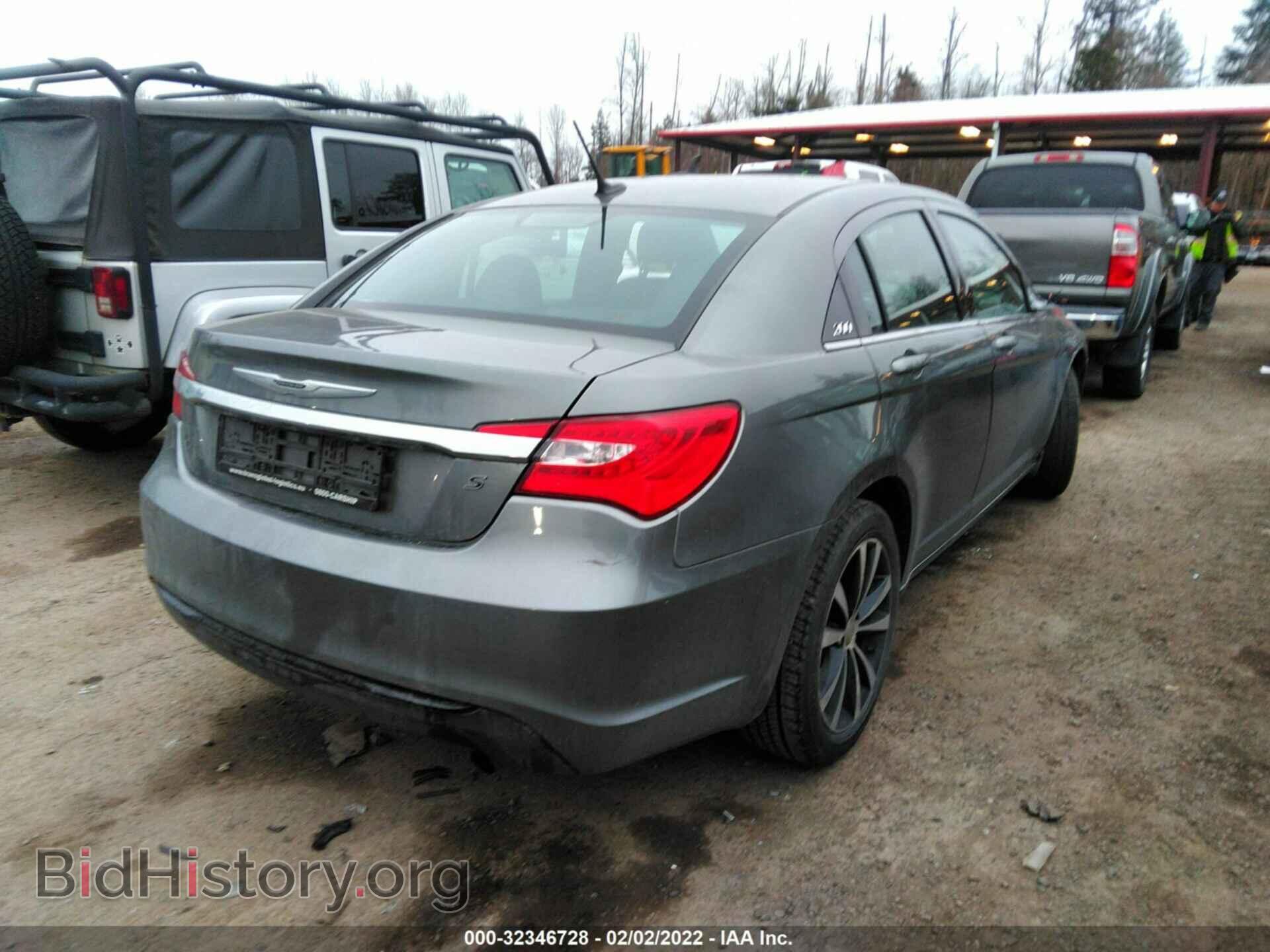 2013 CHRYSLER 200 - VIN: 1C3CCBBB6DN593410 - Фото 4