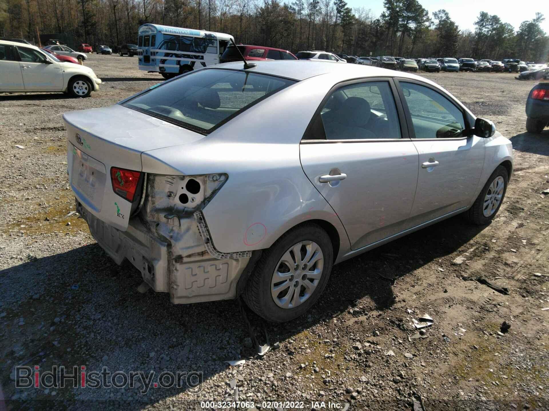 2011 KIA FORTE - VIN: KNAFU4A21B5438065 - Фото 4