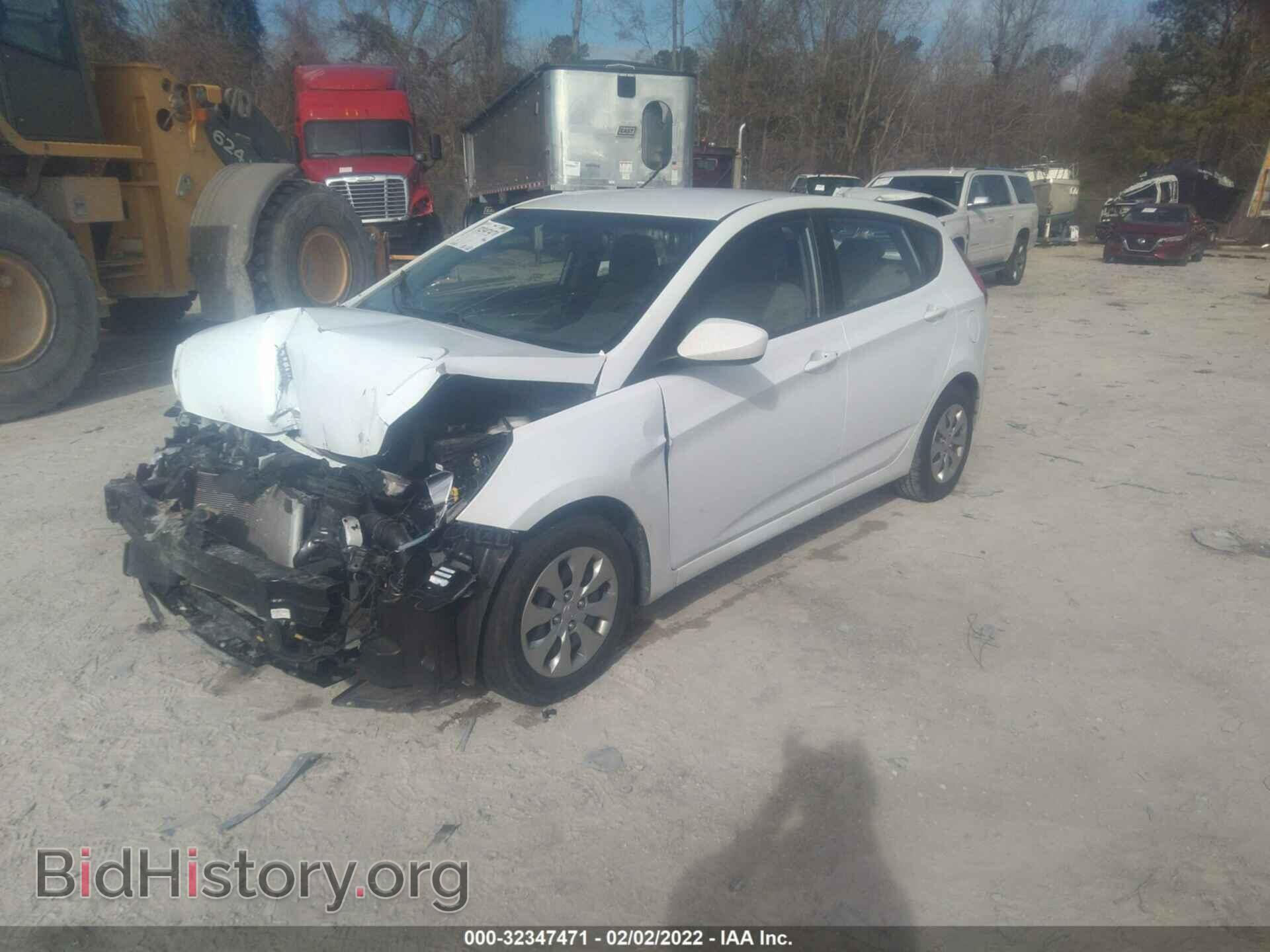 2017 HYUNDAI ACCENT - VIN: KMHCT5AE2HU310372 - Фото 2