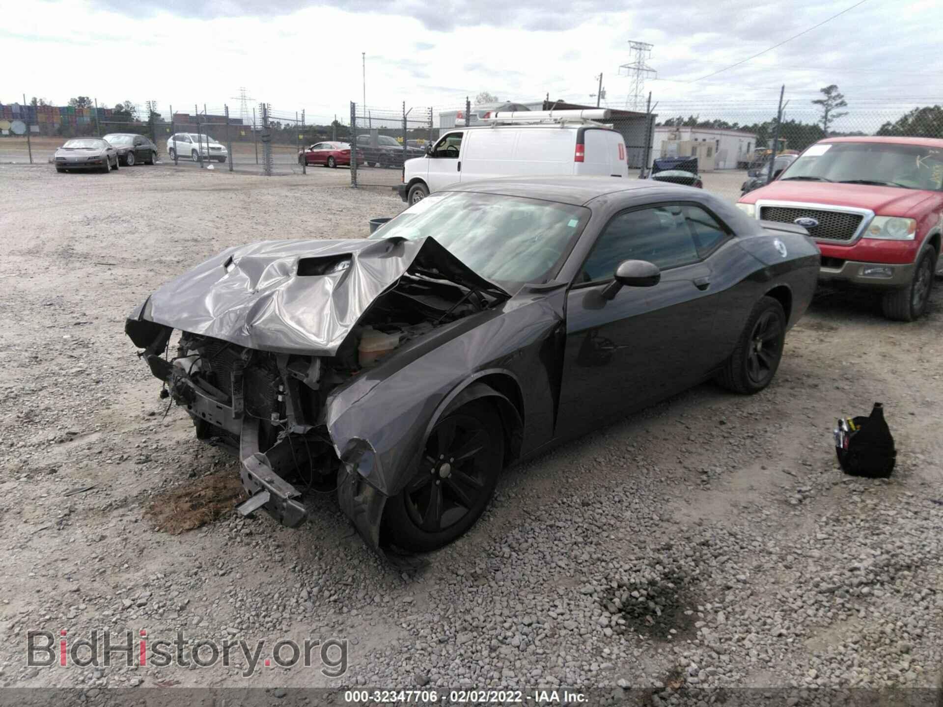 2018 DODGE CHALLENGER - VIN: 2C3CDZAG1JH302822 - Photo 2