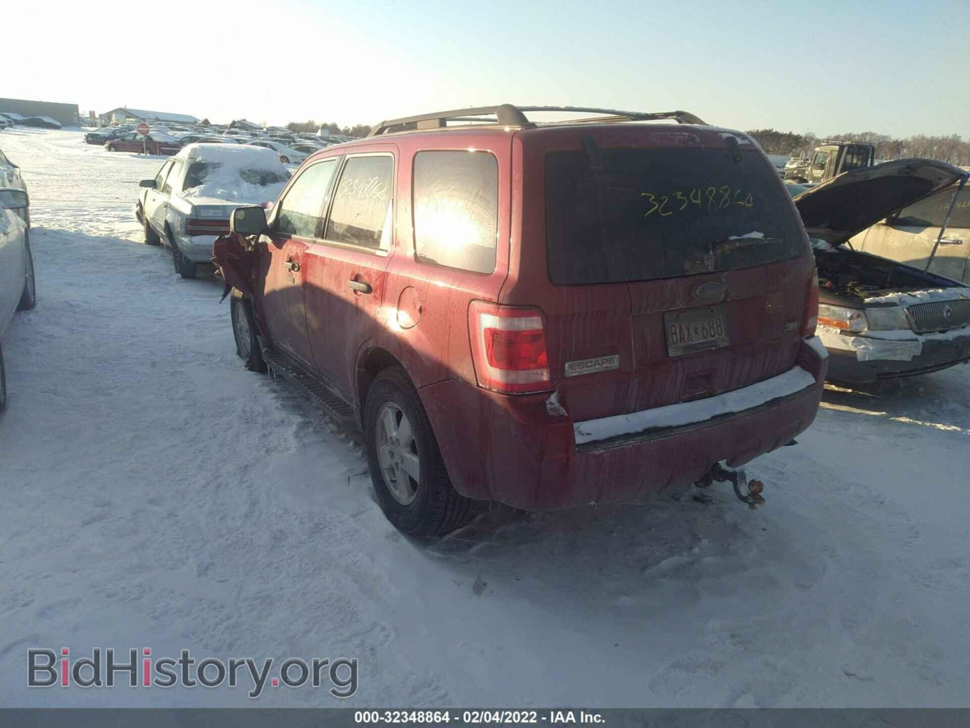 2011 FORD ESCAPE - VIN: 1FMCU9DG8BKB25103 - Фото 3