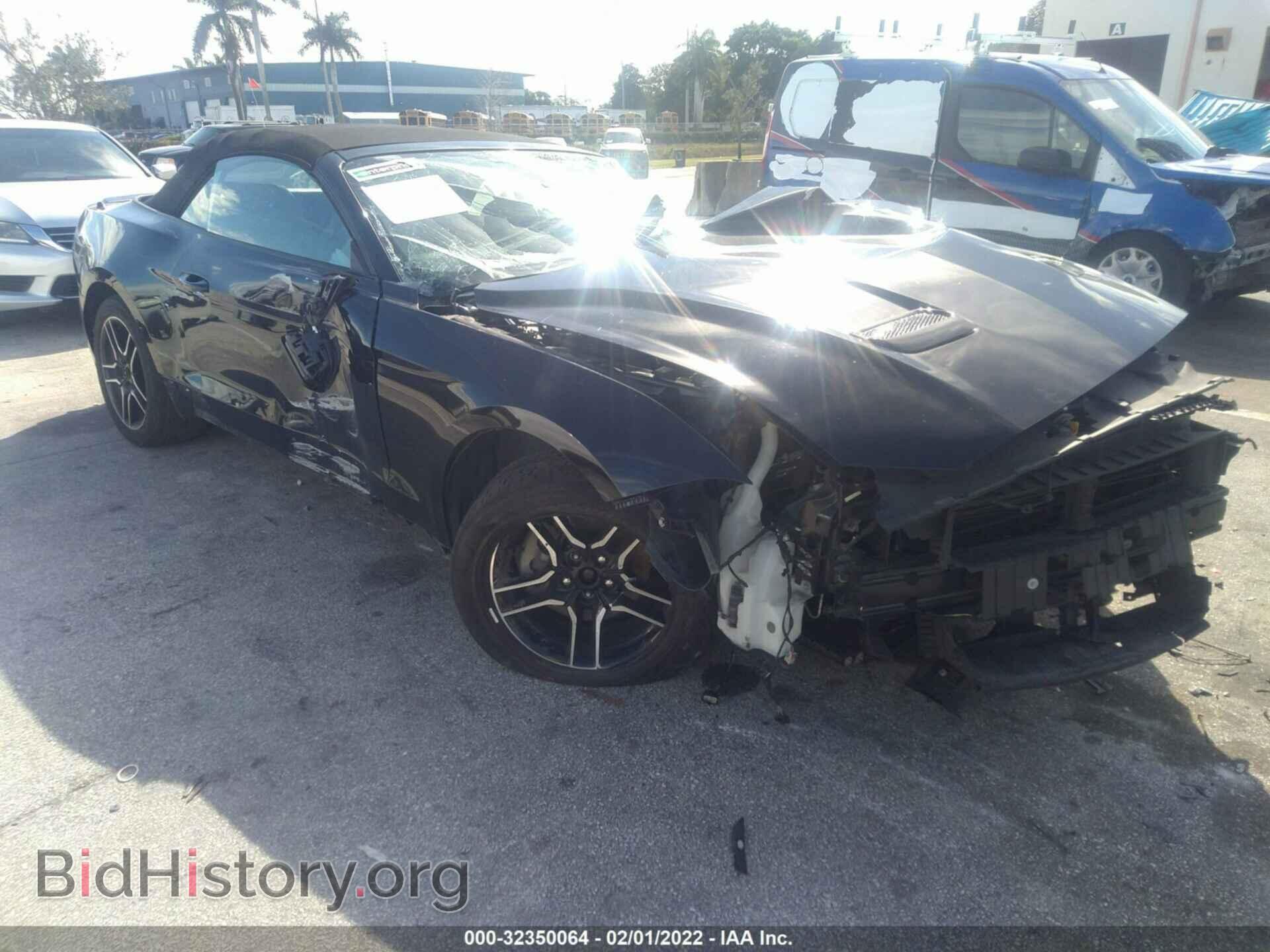 Photo 1FATP8UH4L5112739 - FORD MUSTANG 2020