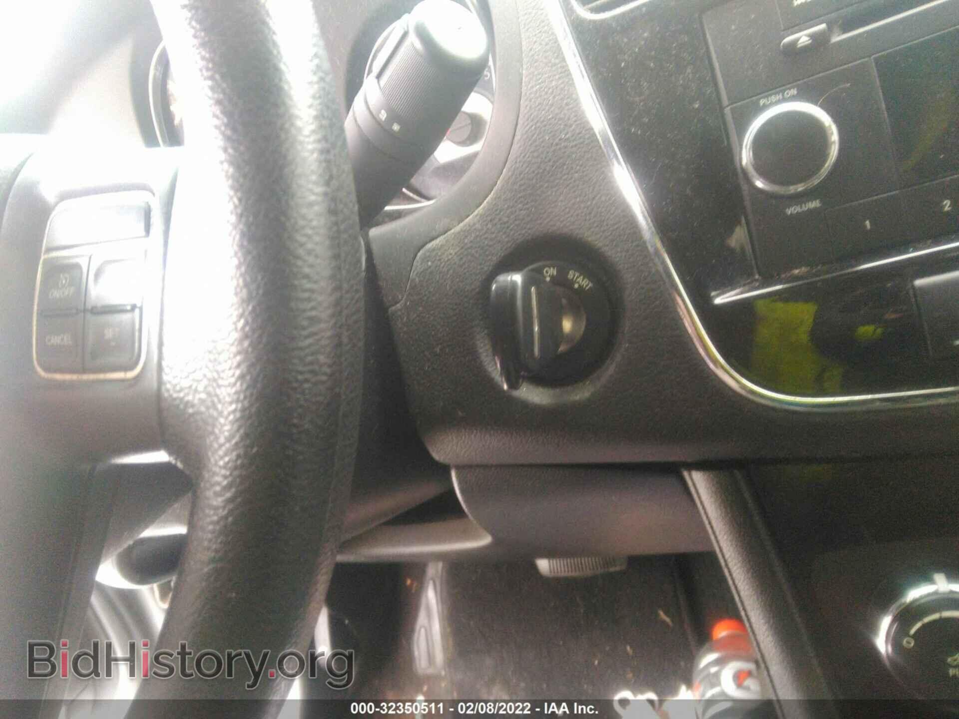 2013 CHRYSLER 200 - VIN: 1C3CCBAG4DN727070 - Фото 10