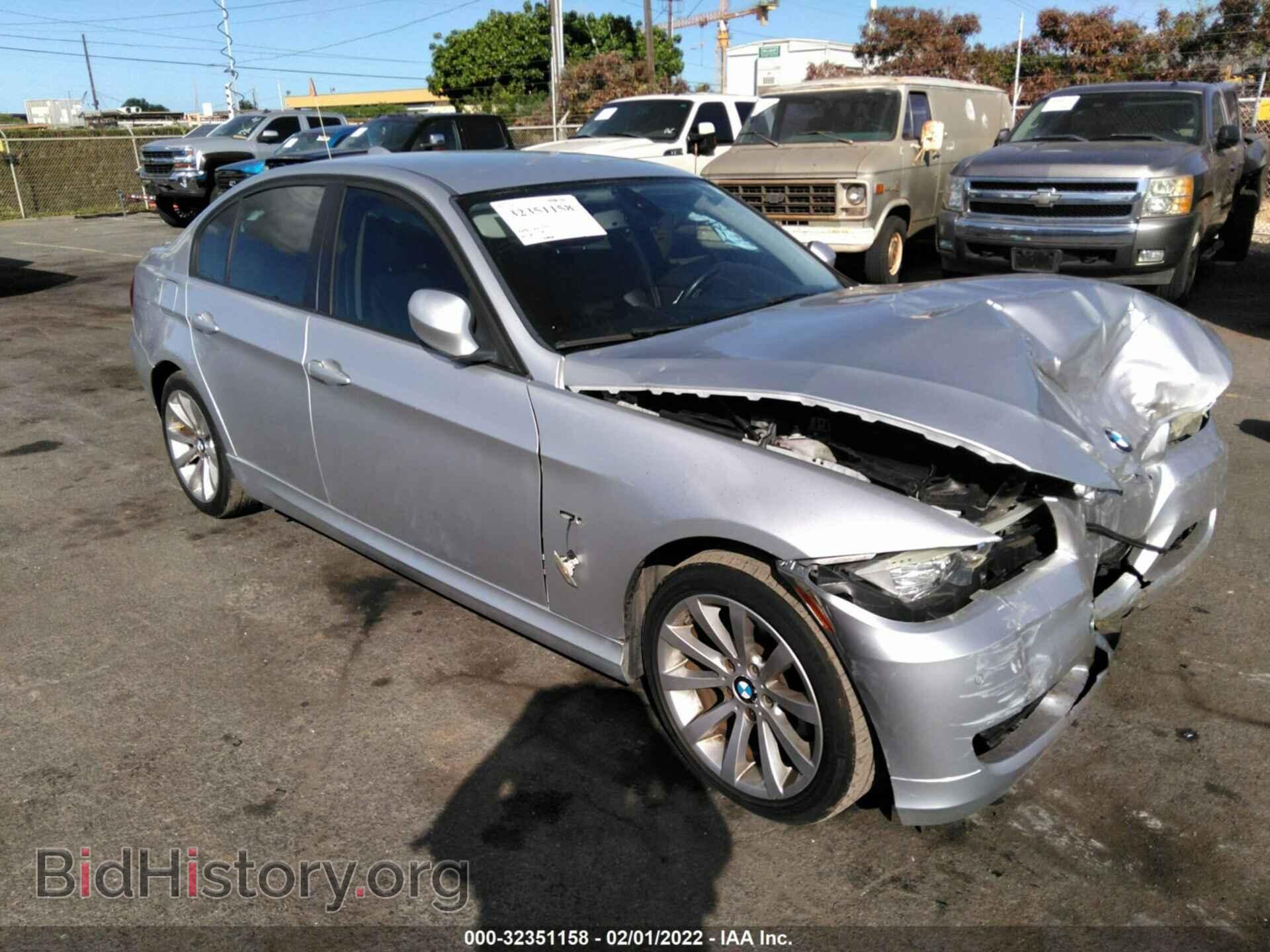 Photo WBAPH7G54BNM58449 - BMW 3 SERIES 2011
