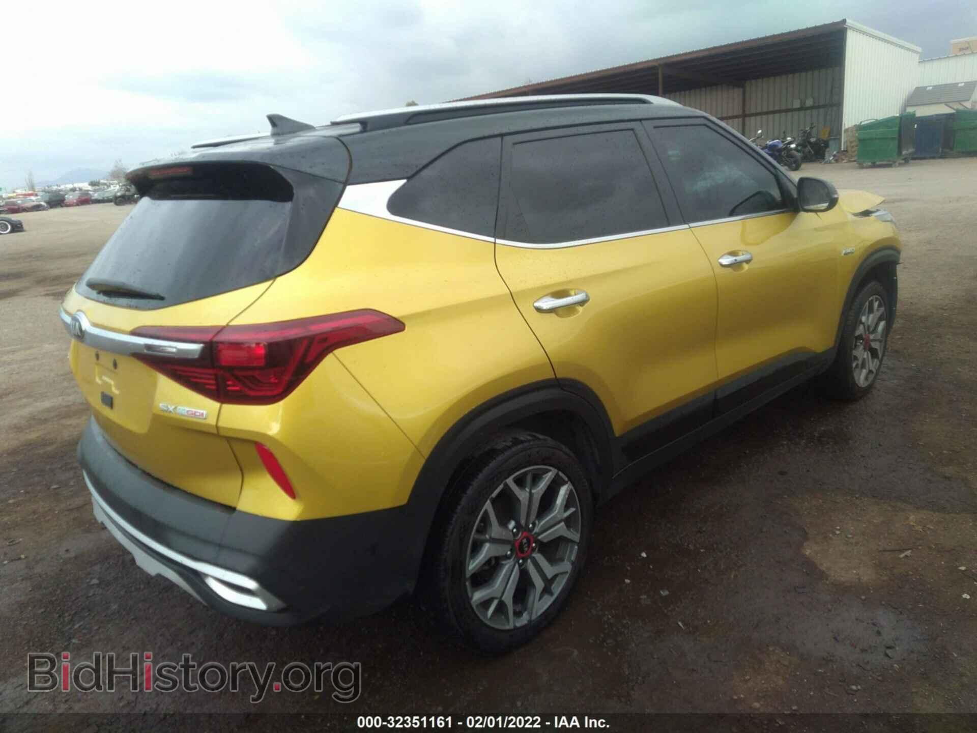 2021 KIA SELTOS - VIN: KNDETCA20M7065085 - Фото 4