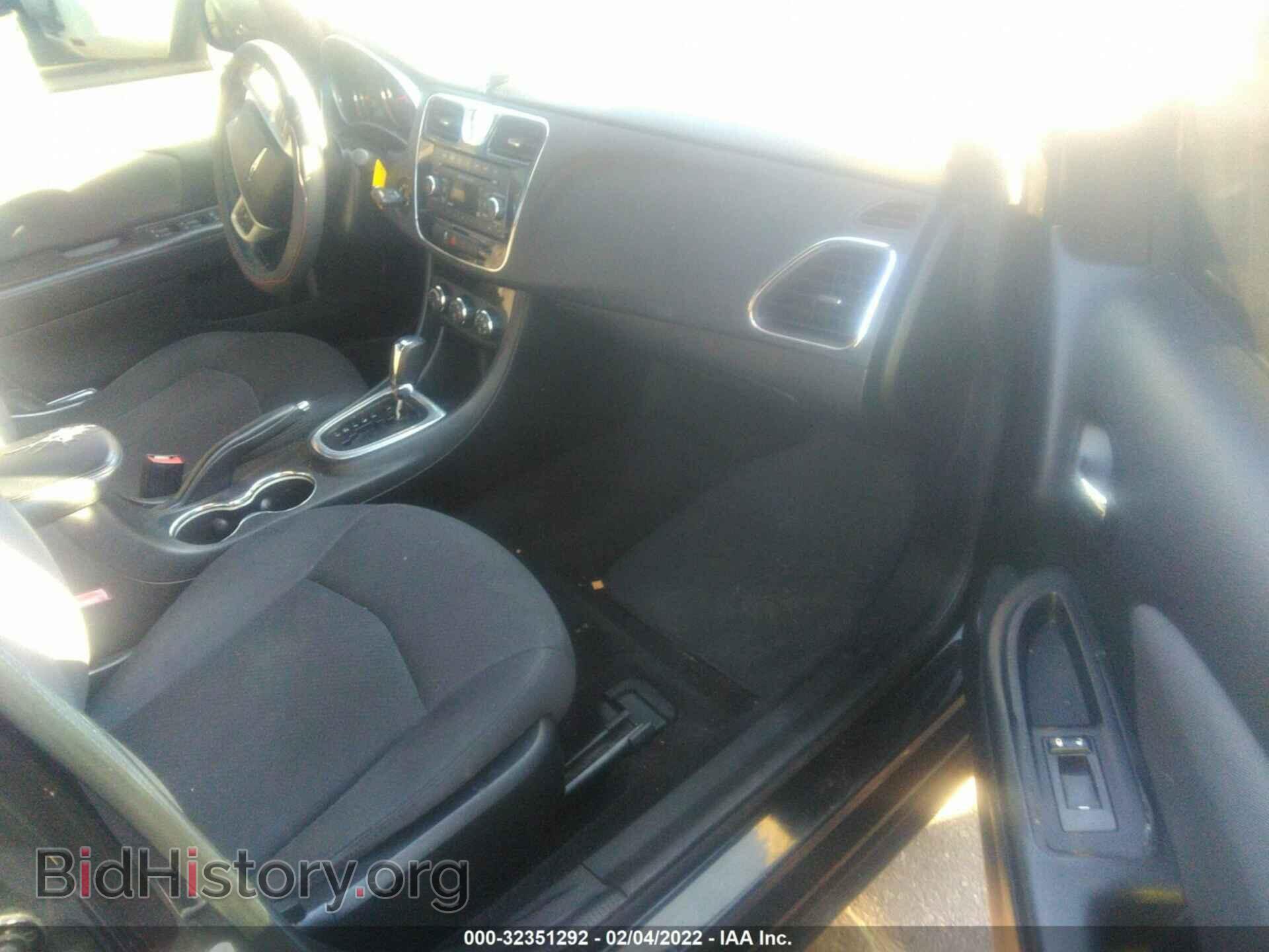 2013 CHRYSLER 200 - VIN: 1C3CCBBB2DN639766 - Фото 5