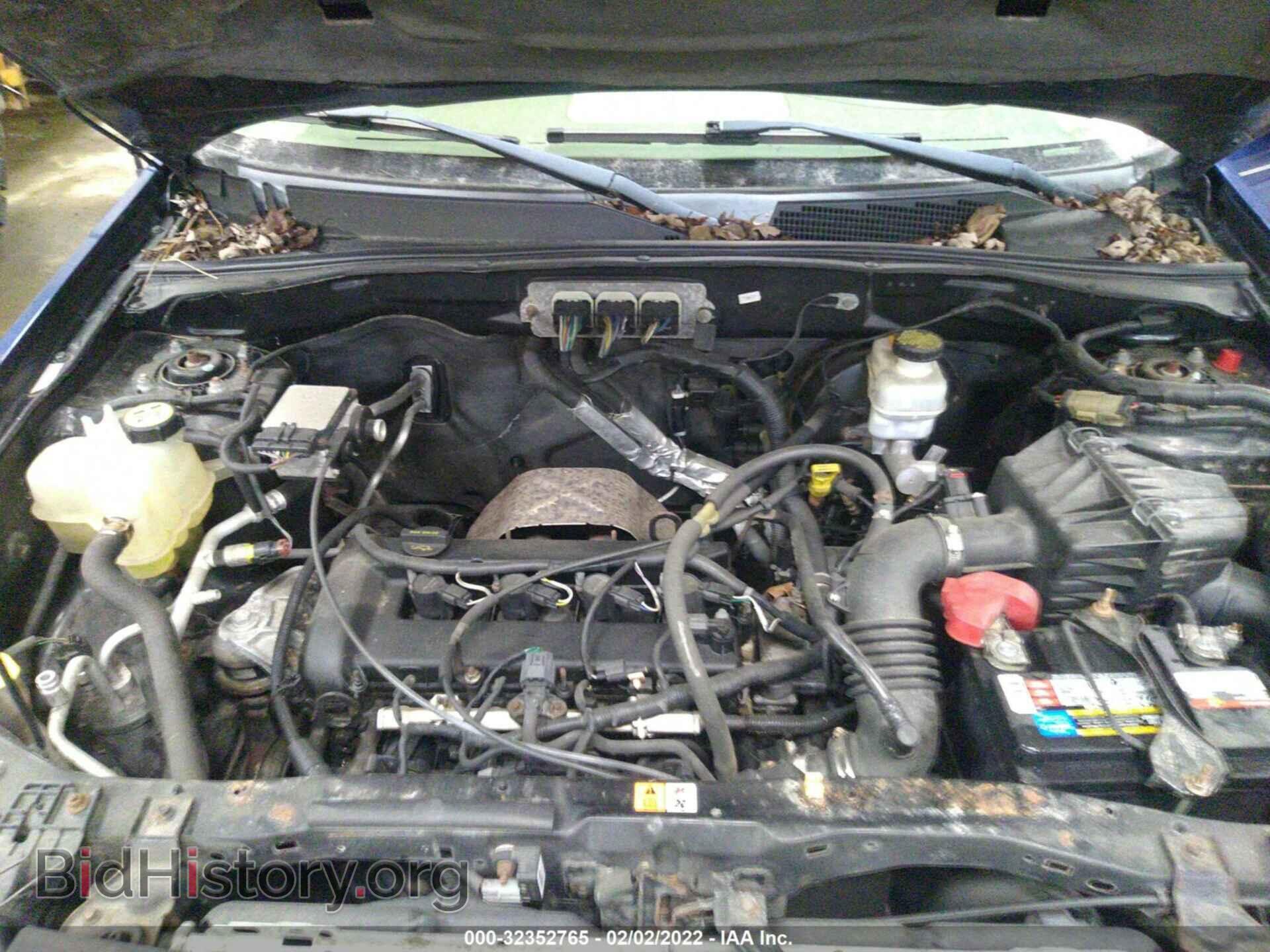 2008 FORD ESCAPE - VIN: 1FMCU93Z18KB00457 - Фото 10