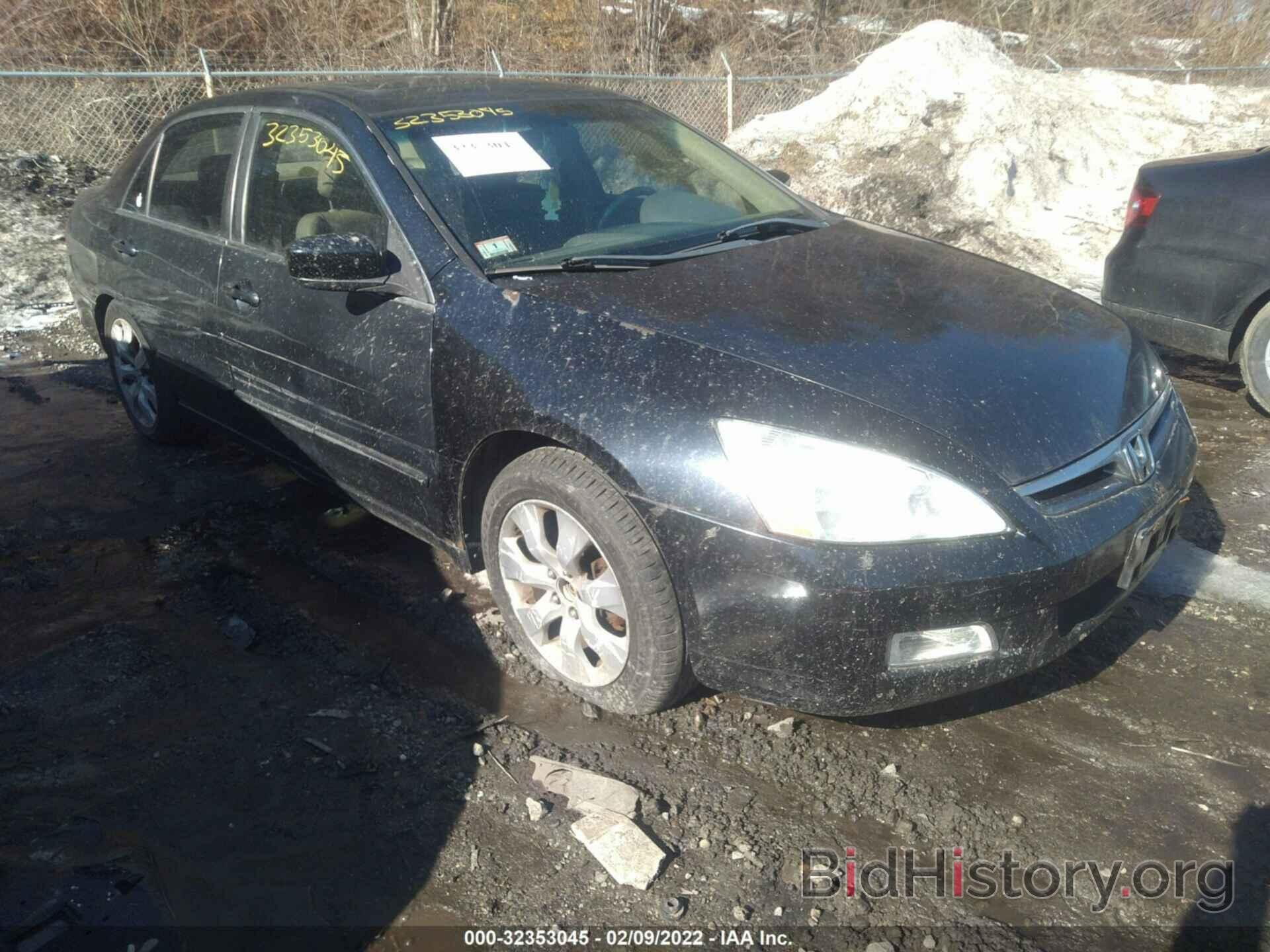 Photo 1HGCM56876A038406 - HONDA ACCORD SDN 2006