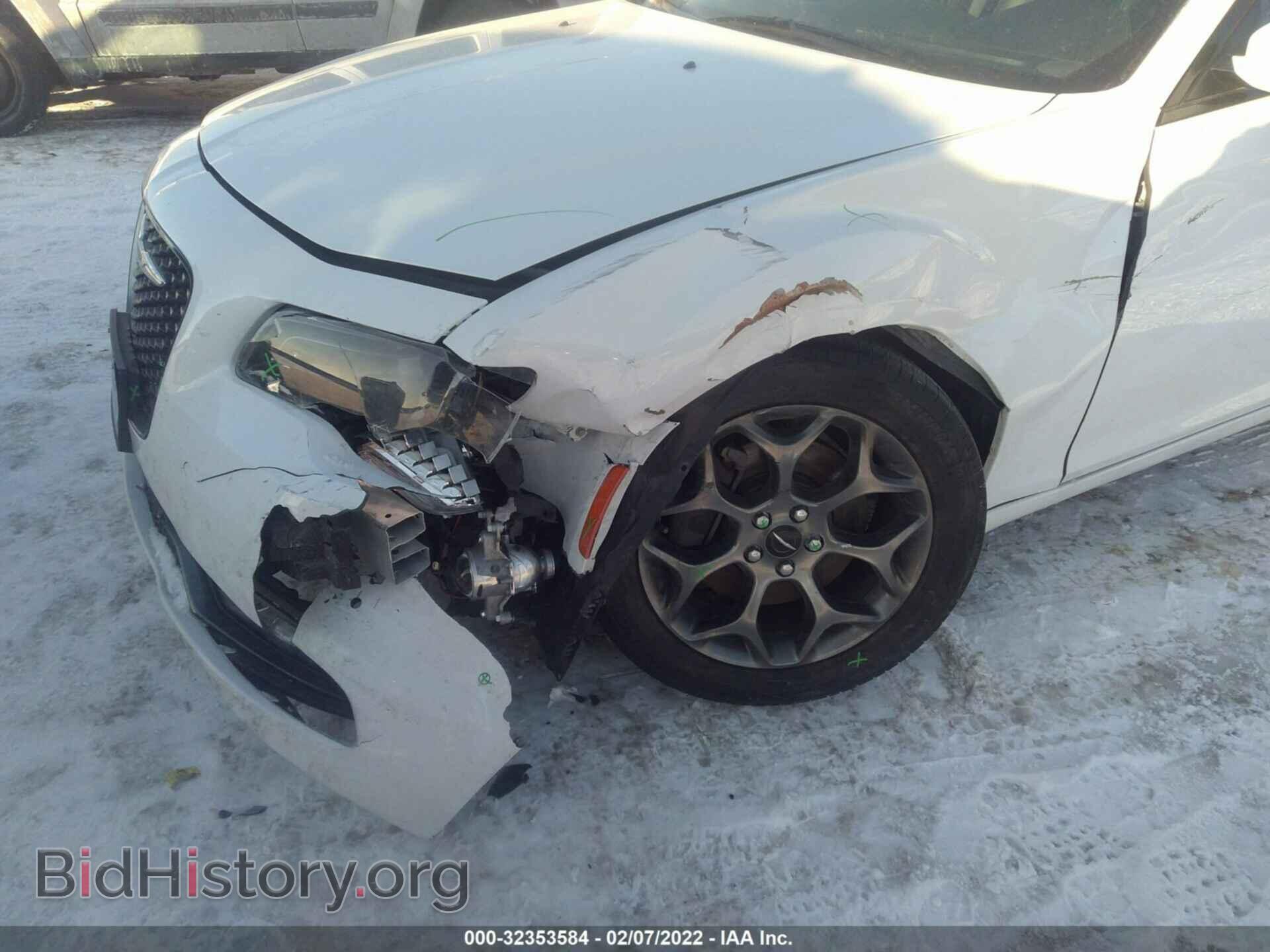 2017 CHRYSLER 300 - VIN: 2C3CCAGG3HH522050 - Фото 6