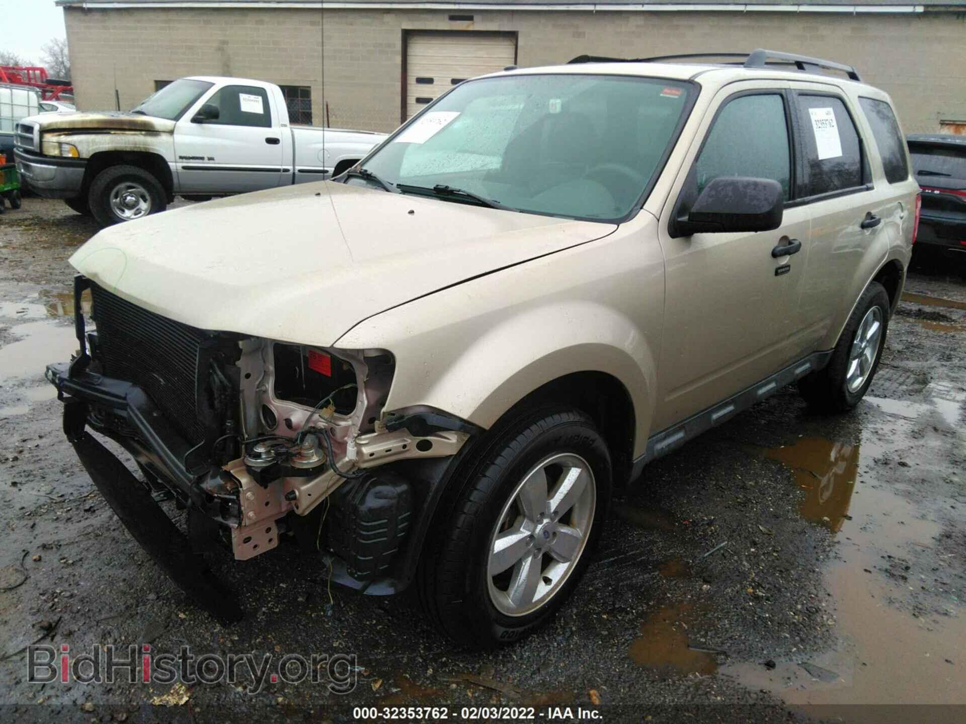 2012 FORD ESCAPE - VIN: 1FMCU9D77CKC35142 - Фото 2