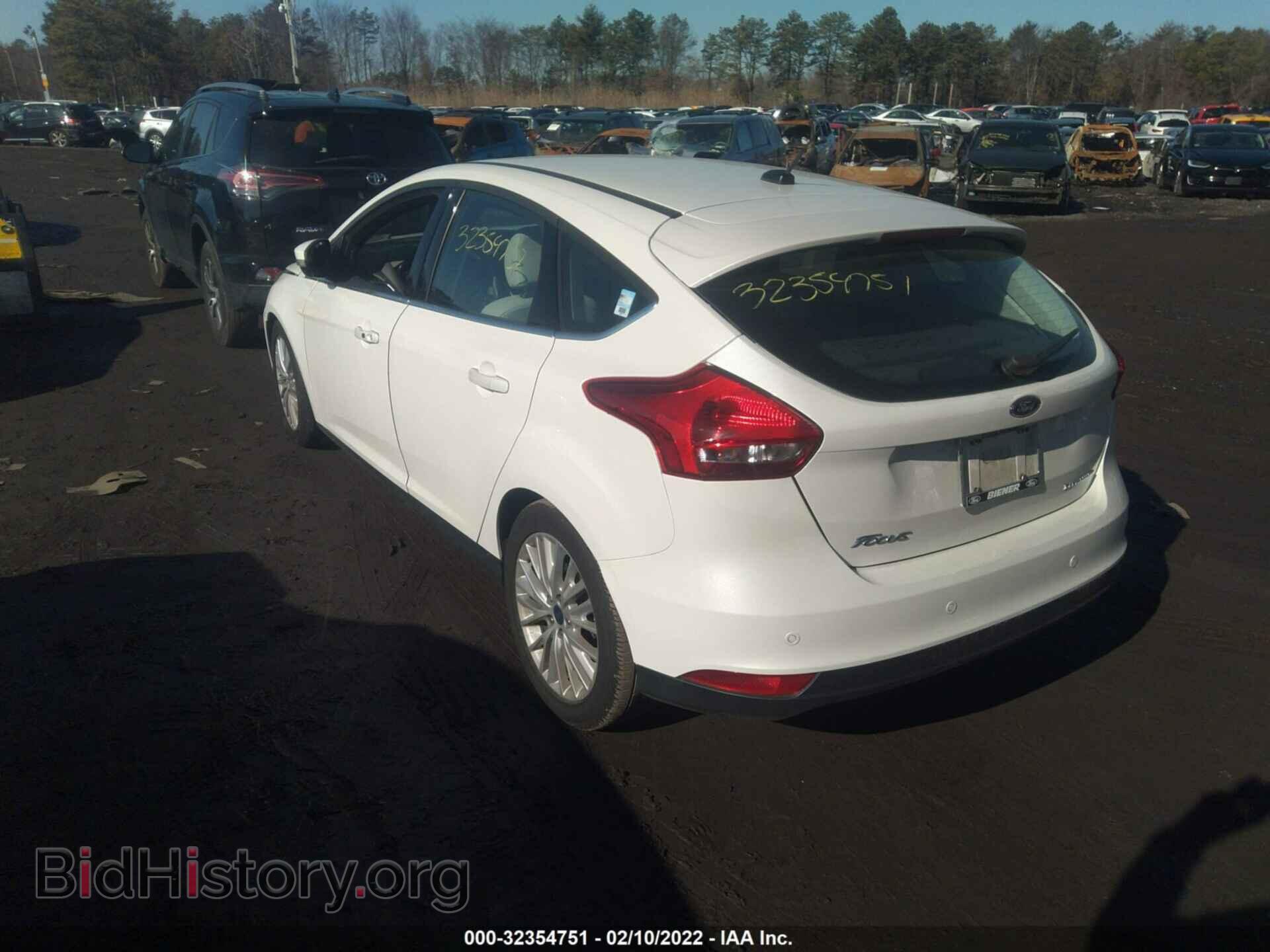 2016 FORD FOCUS - VIN: 1FADP3N26GL307082 - Фото 3