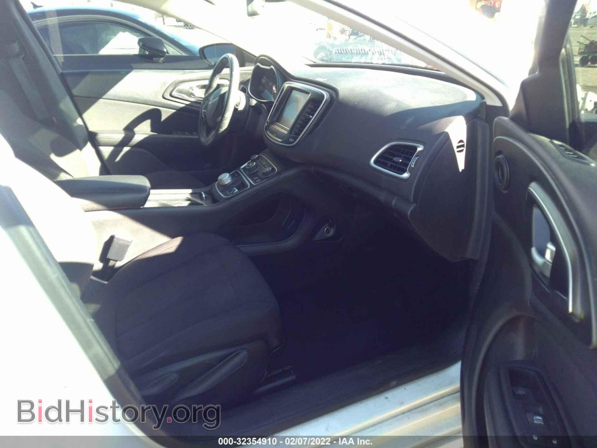 2016 CHRYSLER 200 - VIN: 1C3CCCAB2GN165569 - Фото 5