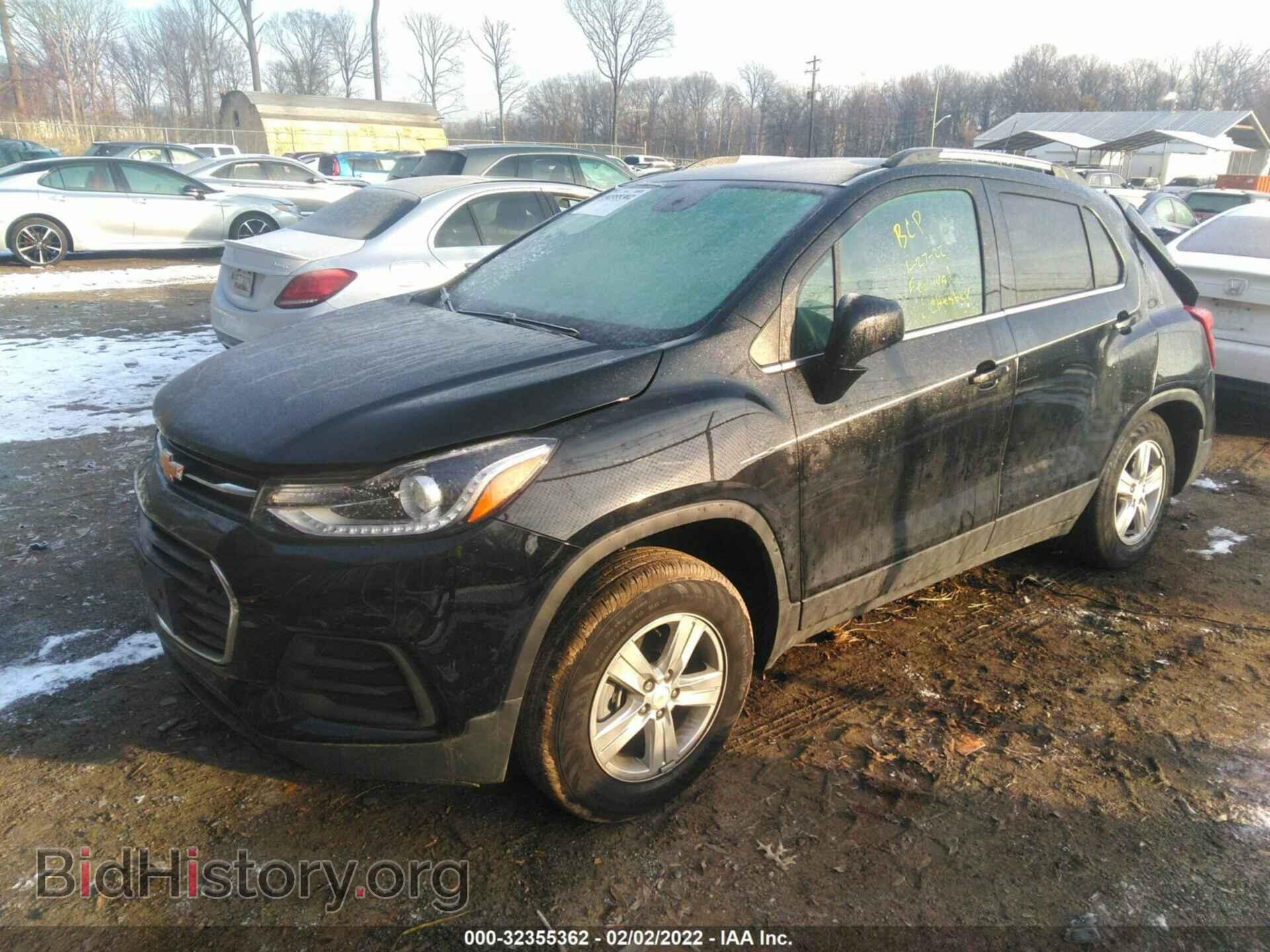 2020 CHEVROLET TRAX - VIN: 3GNCJPSB0LL213756 - Фото 2