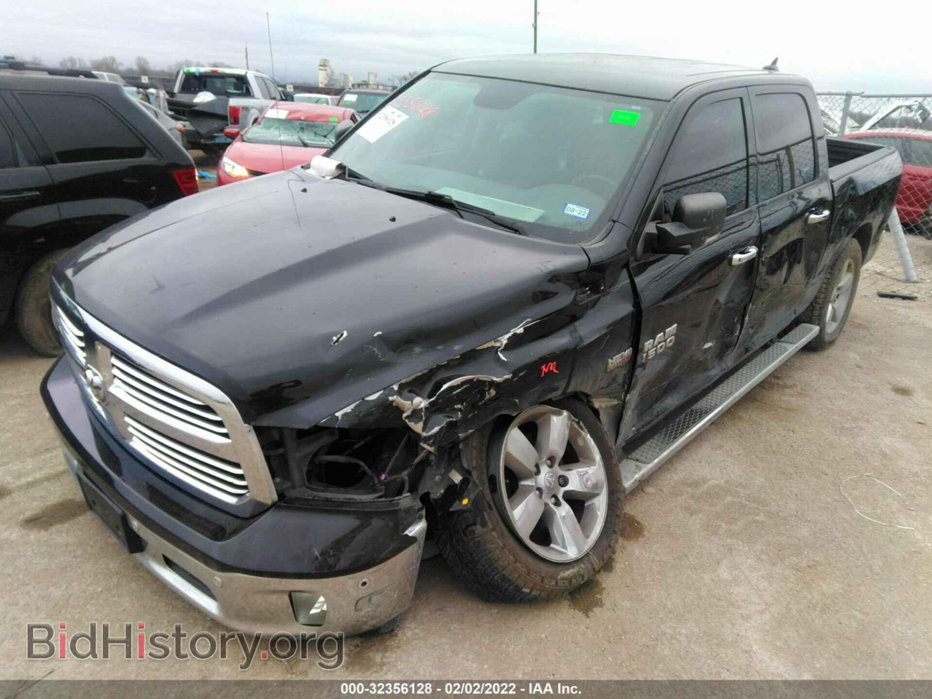 2016 RAM 1500 - VIN: 1C6RR6LT3GS179680 - Фото 2