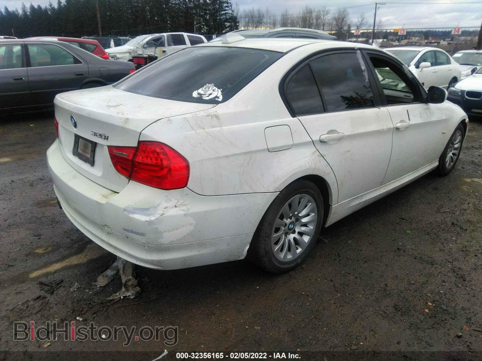 2009 BMW 3 SERIES - VIN: WBAPH57539NL78249 - Фото 4