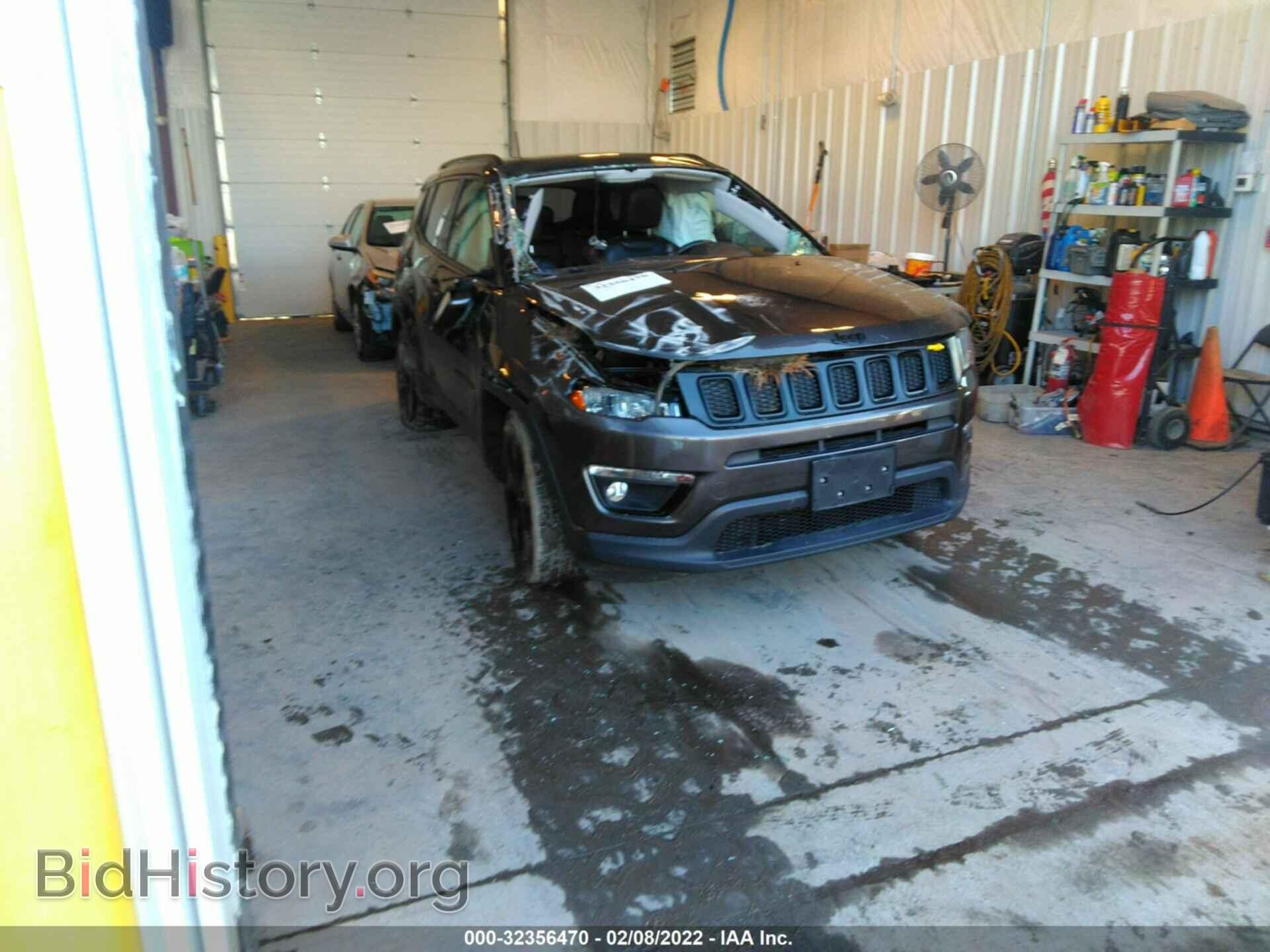 Фотография 3C4NJDBB2LT168514 - JEEP COMPASS 2020