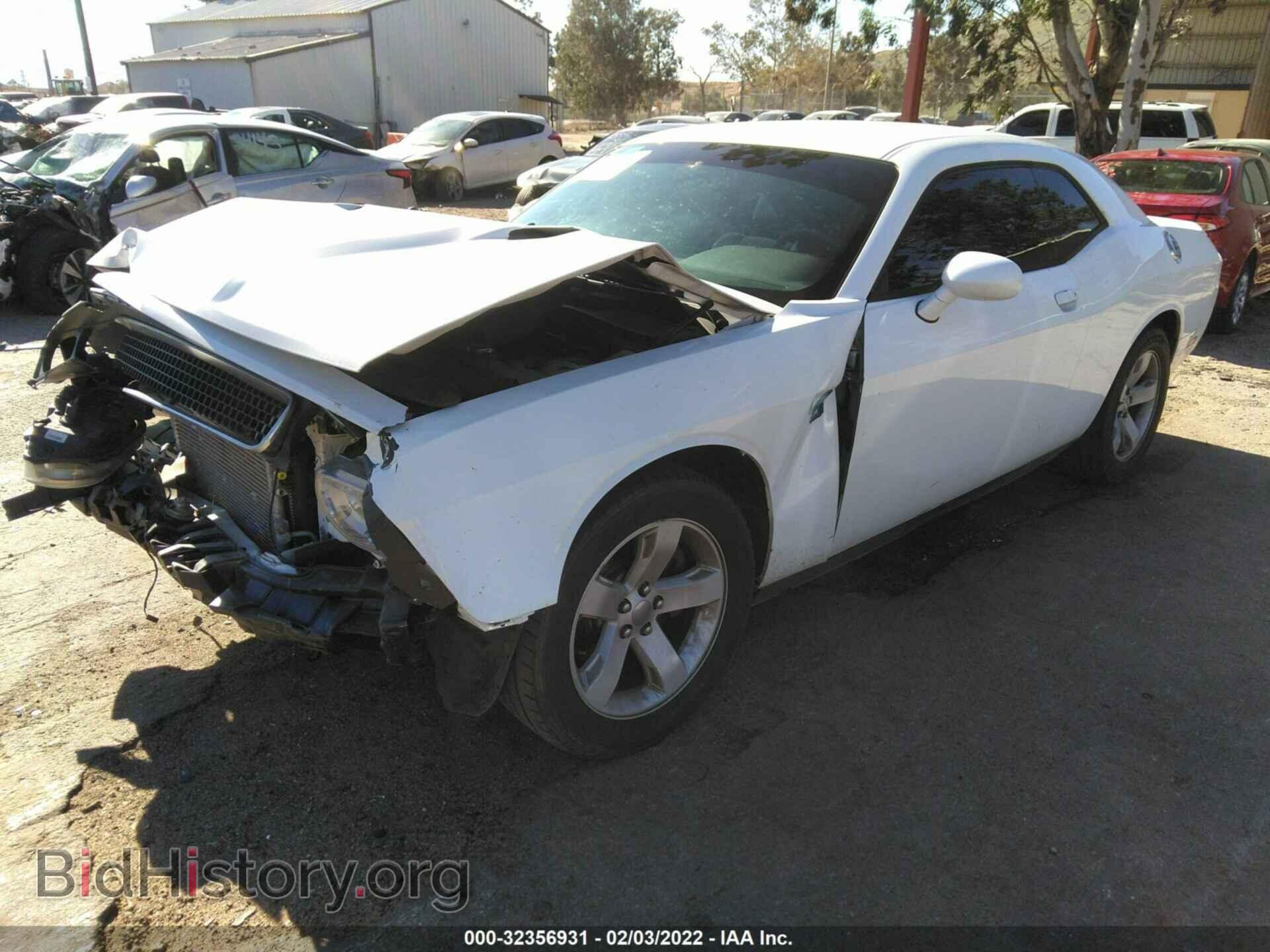 2014 DODGE CHALLENGER - VIN: 2C3CDYBT9EH216802 - Фото 2
