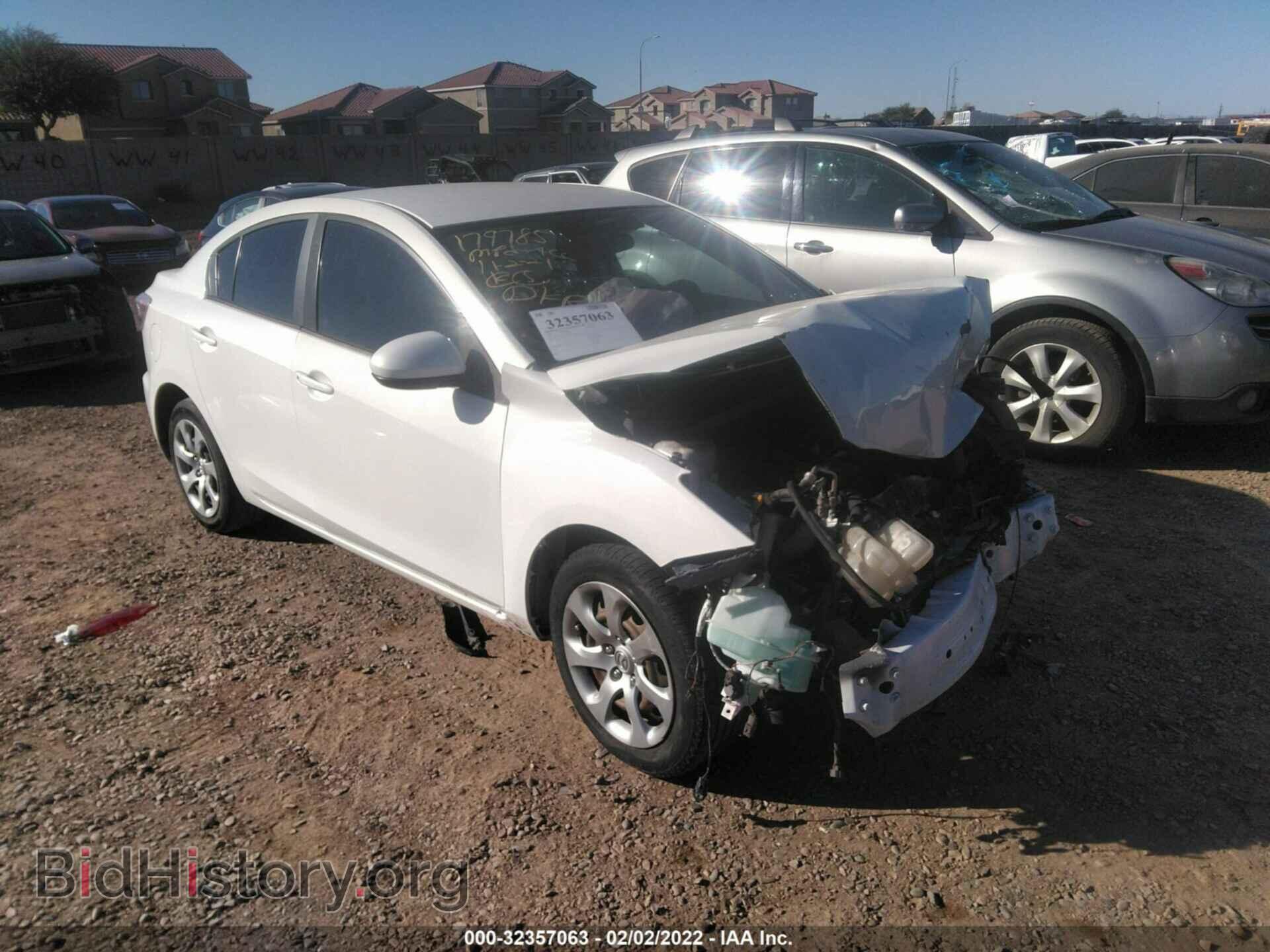 Photo JM1BL1TG9D1821936 - MAZDA MAZDA3 2013