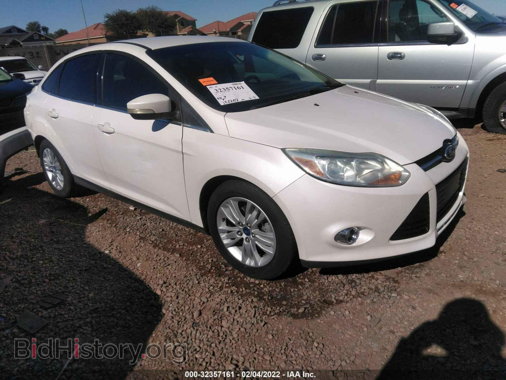 Фотография 1FAHP3H28CL337143 - FORD FOCUS 2012