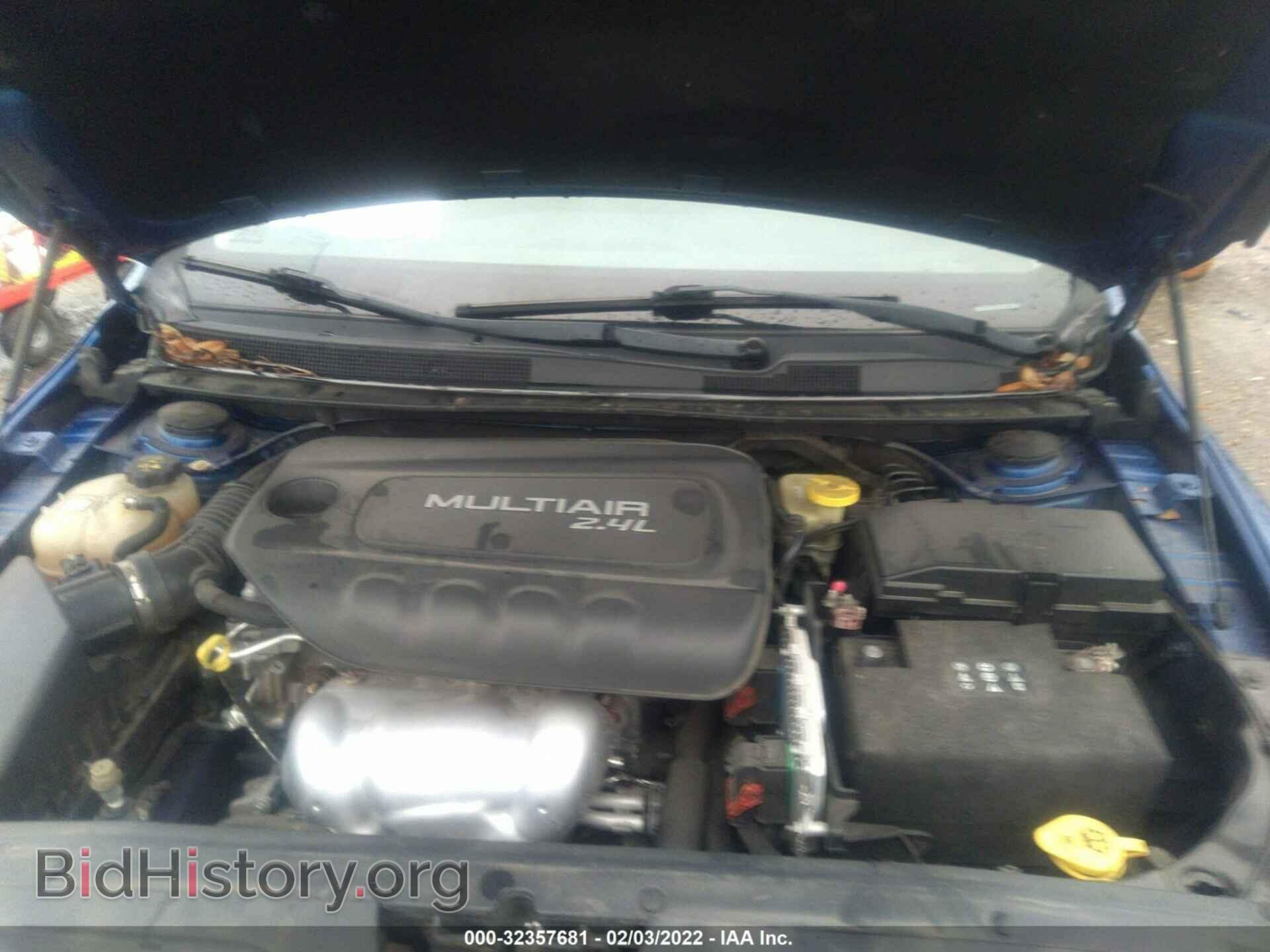 2016 CHRYSLER 200 - VIN: 1C3CCCAB3GN169047 - Фото 10