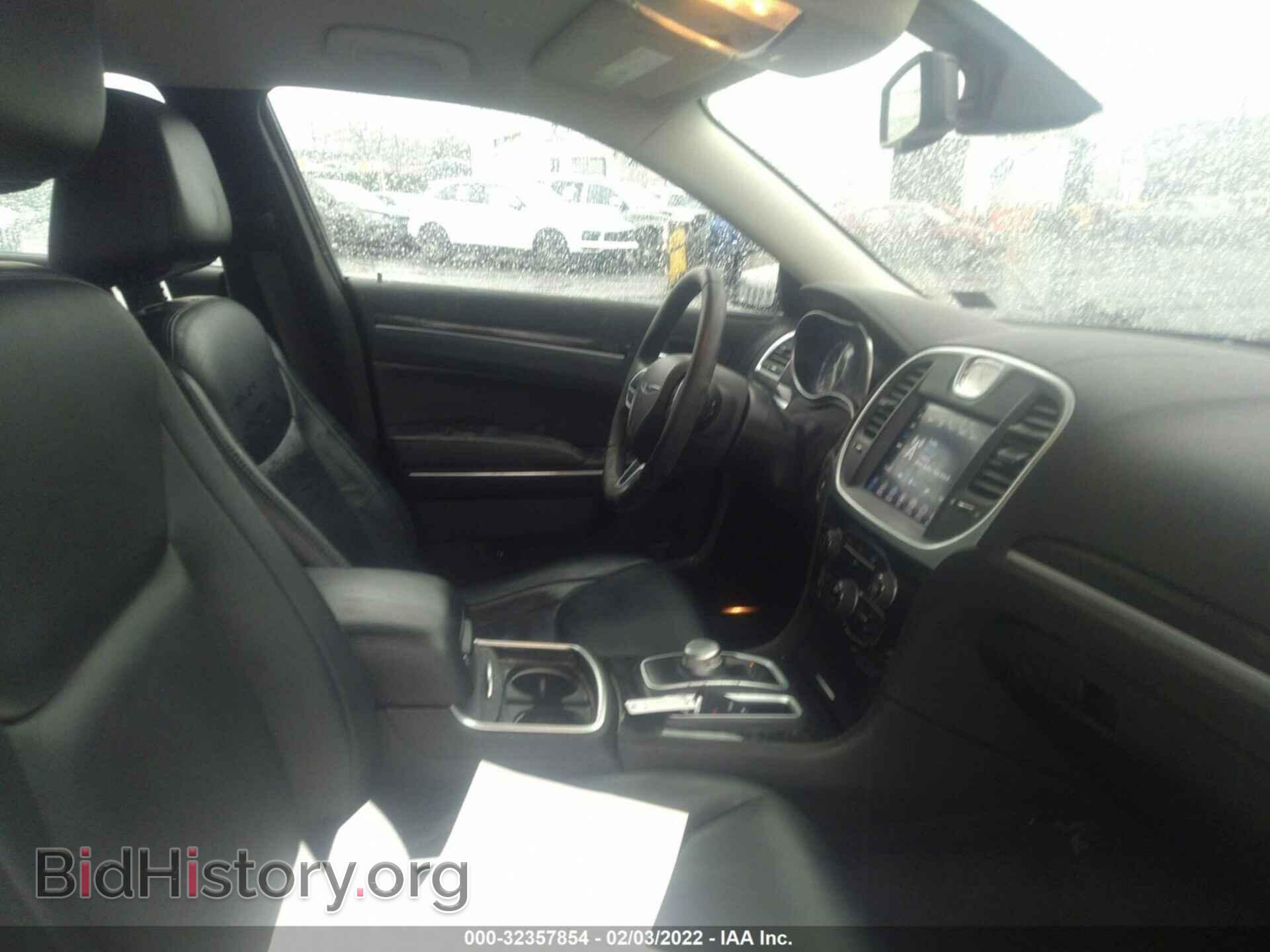 2017 CHRYSLER 300 - VIN: 2C3CCARG4HH527108 - Фото 5
