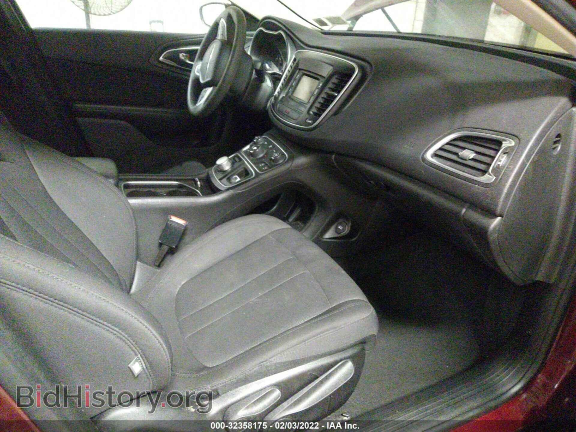 2016 CHRYSLER 200 - VIN: 1C3CCCFB5GN100501 - Photo 5