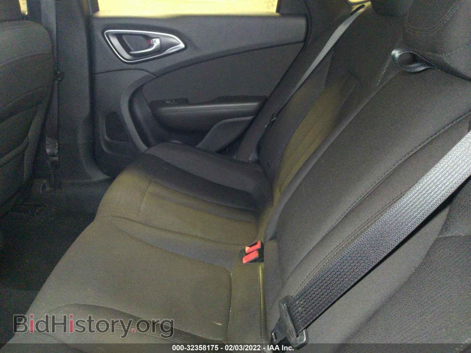 2016 CHRYSLER 200 - VIN: 1C3CCCFB5GN100501 - Photo 8