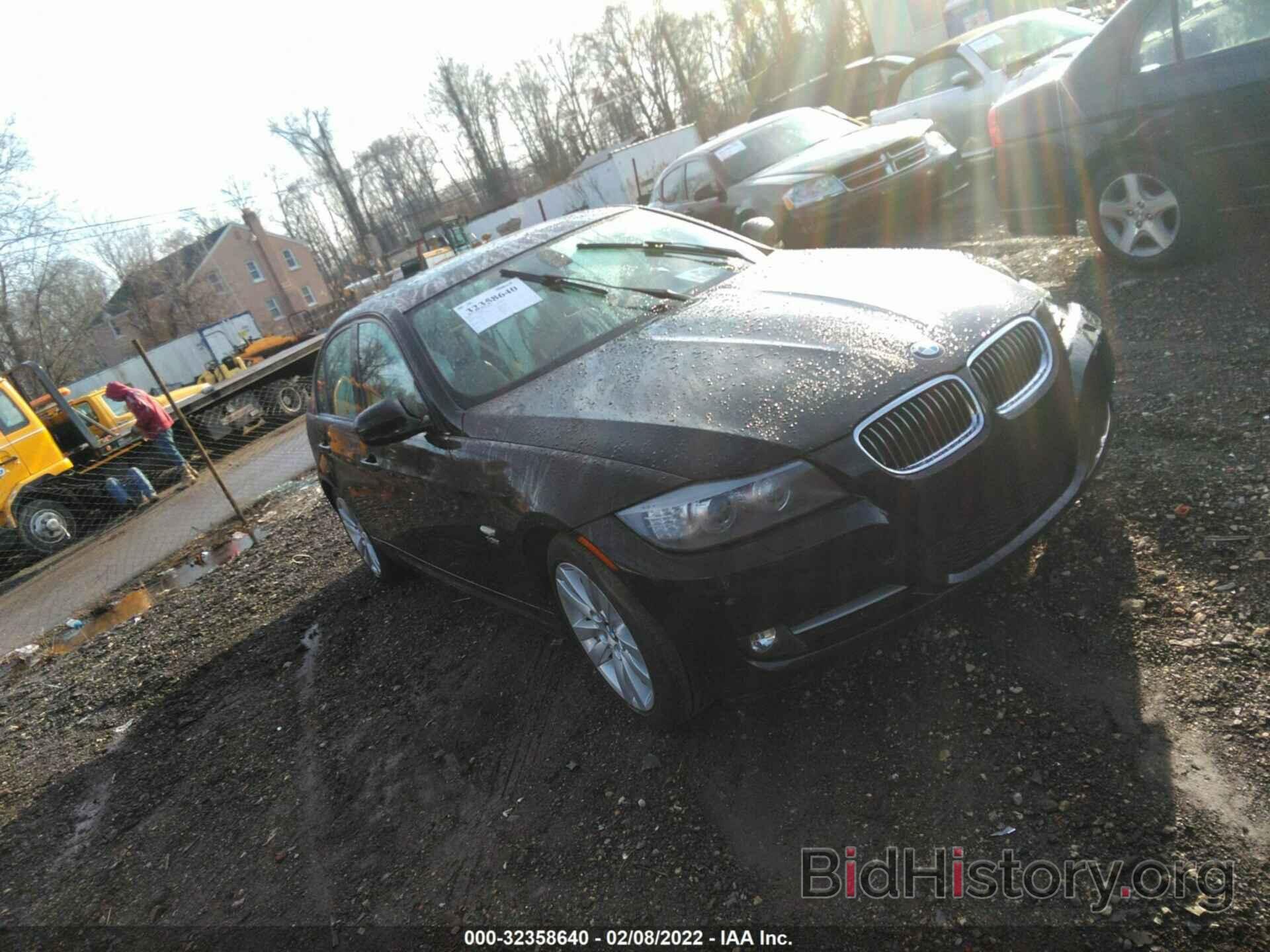 Фотография WBAPL5C55BA919304 - BMW 3 SERIES 2011