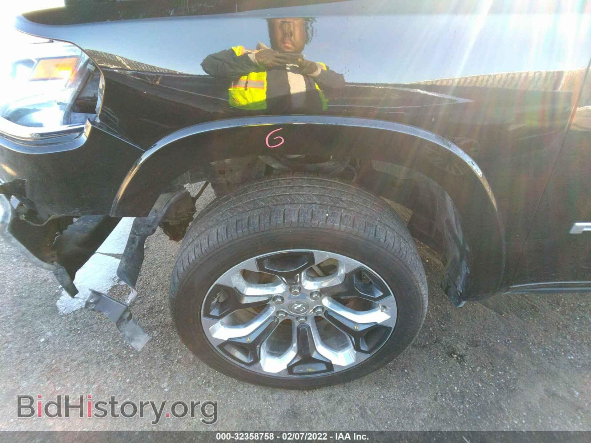2019 RAM 1500 - VIN: 1C6SRFKT8KN898885 - Photo 12